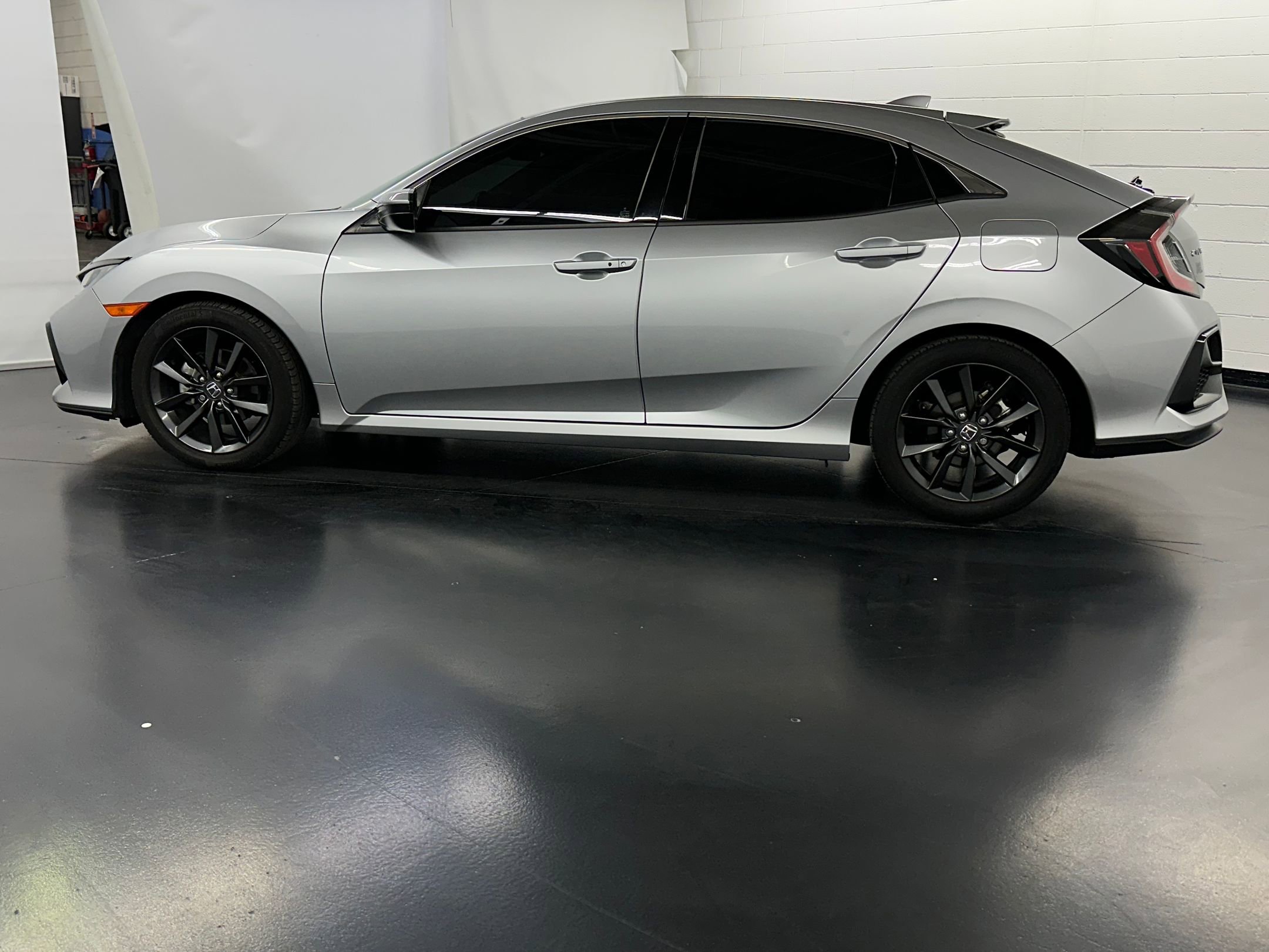 2021 Honda Civic EX Hatchback photo 2