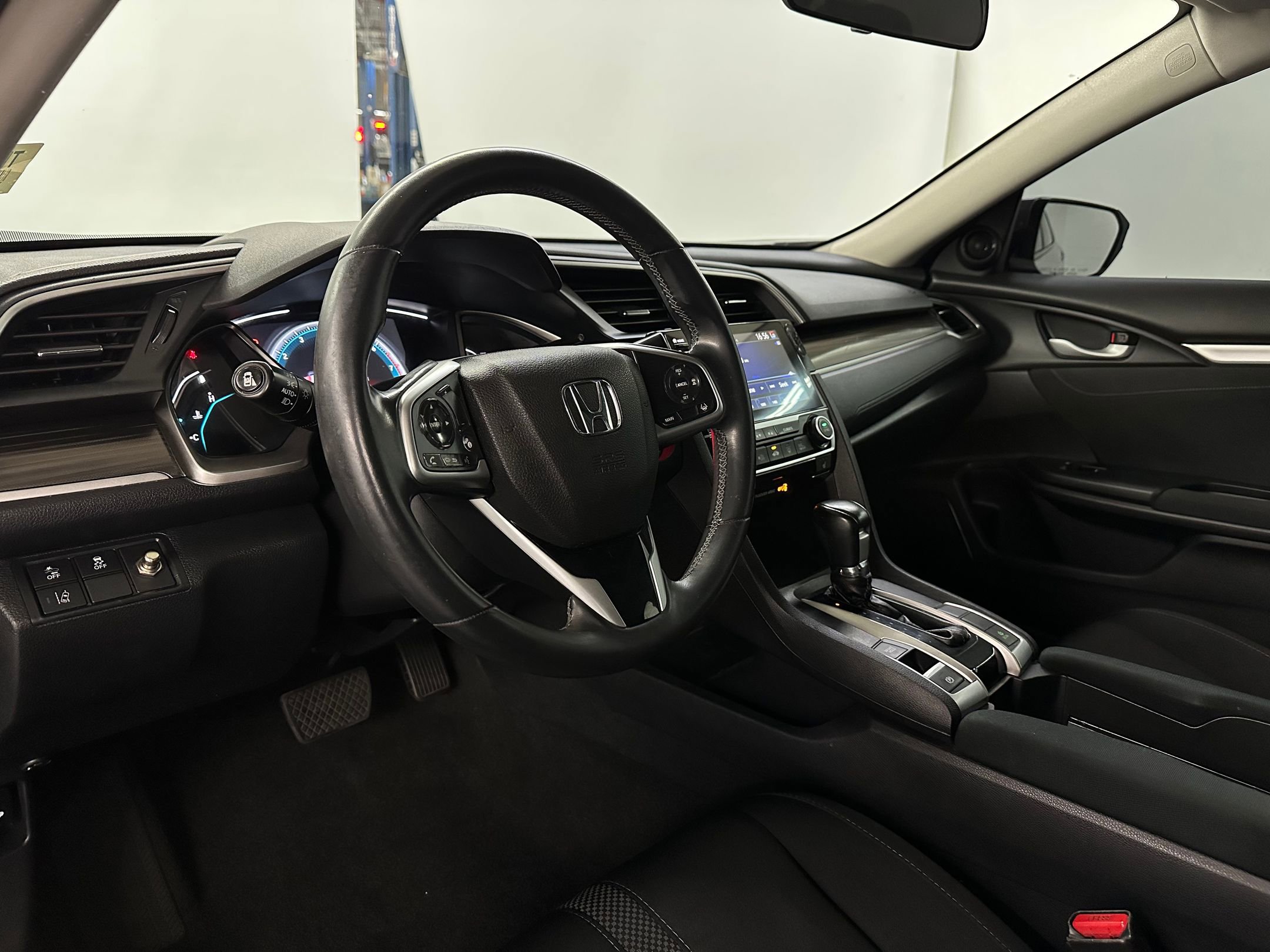 2019 Honda Civic EX photo 4
