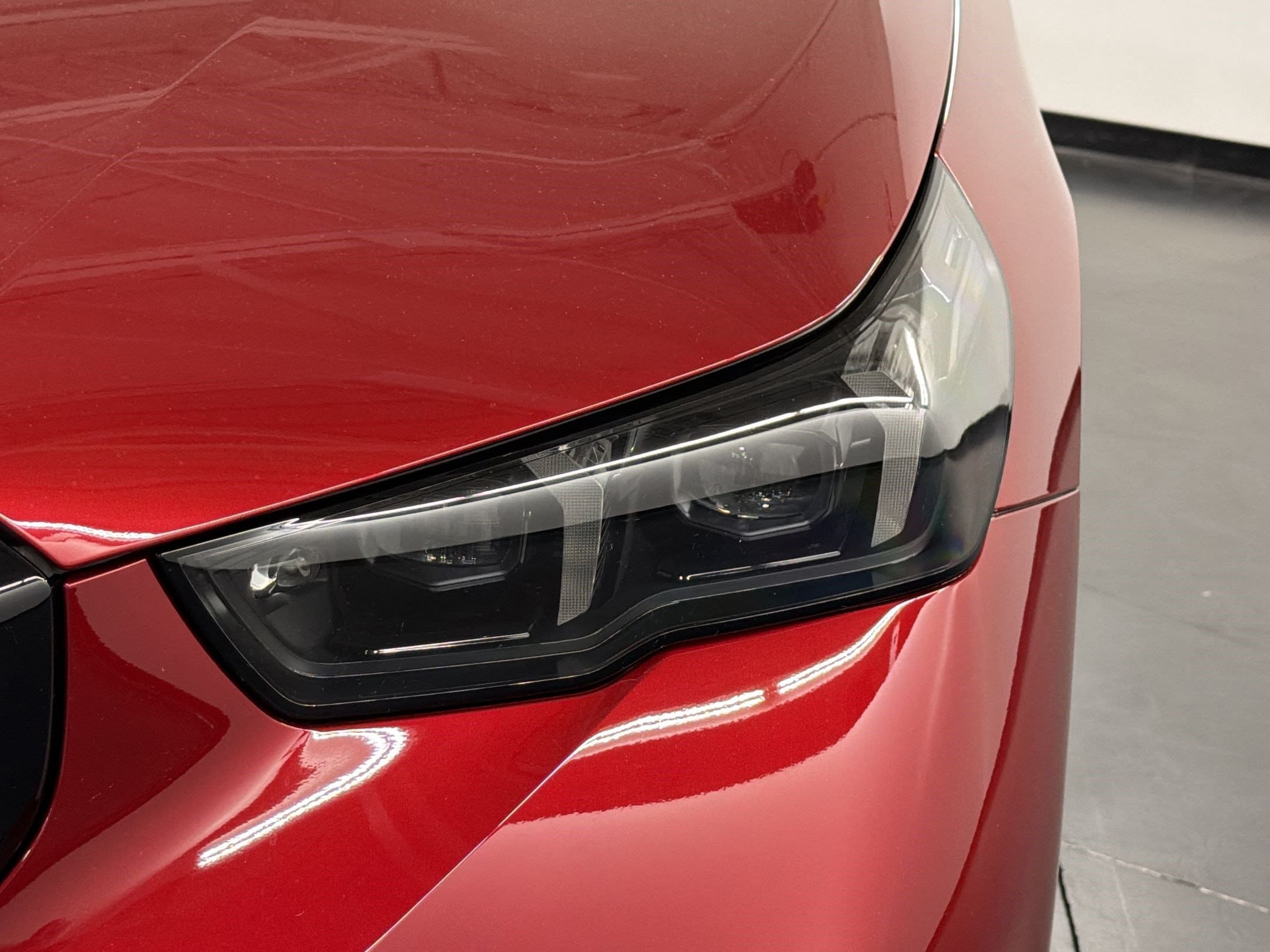 2025 BMW 5 Series 540i - Photo 11