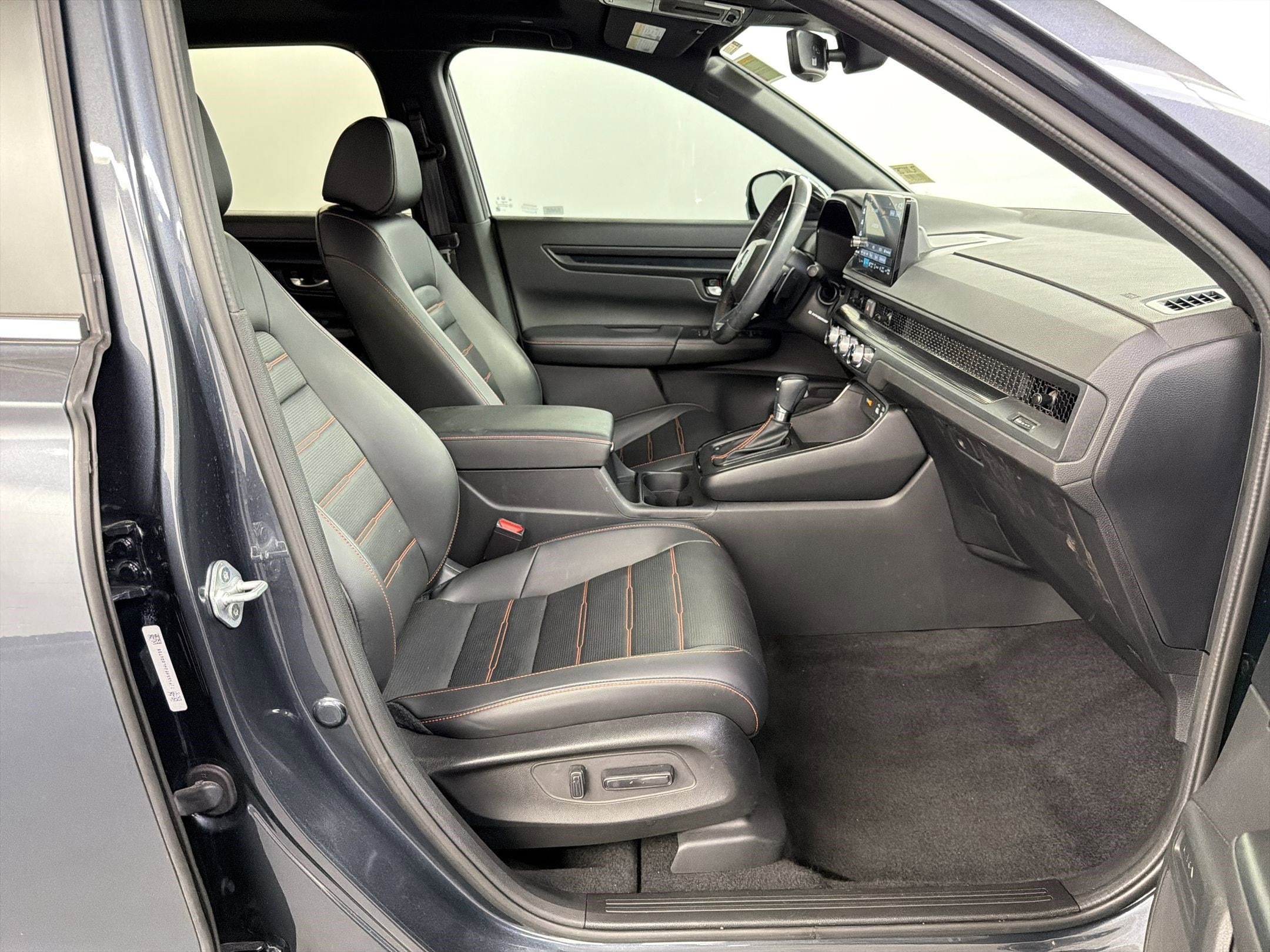 2024 Honda CR-V Sport-L - Photo 29