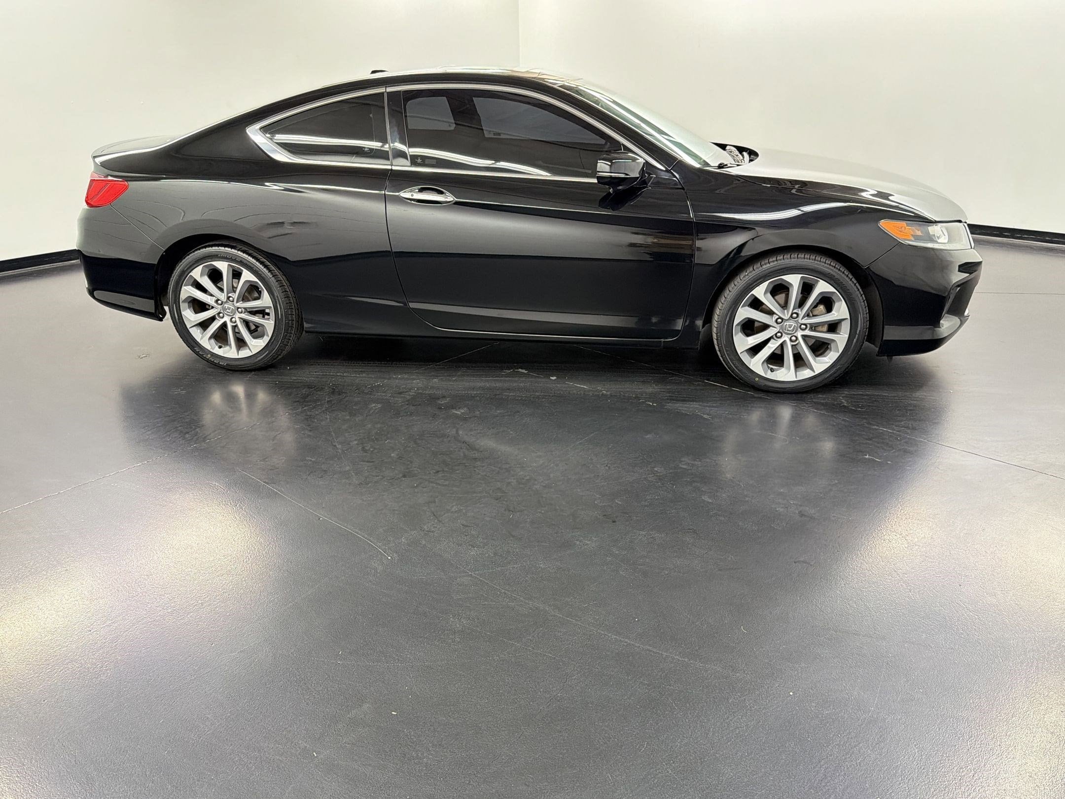 2015 Honda Accord EX-L photo 3