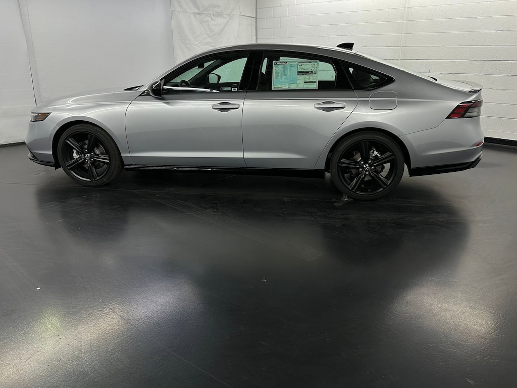 New 2025 Honda Accord Hybrid Sport-L Sedan