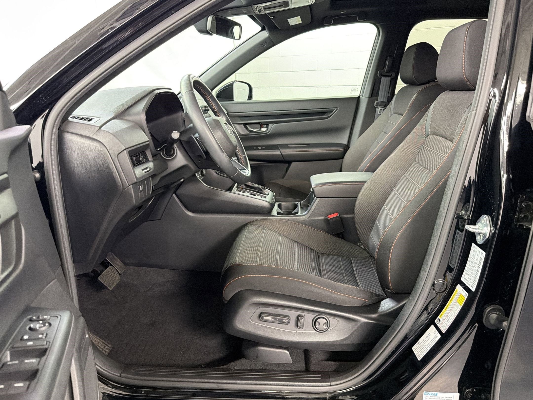 2023 Honda CR-V Hybrid Sport photo 4