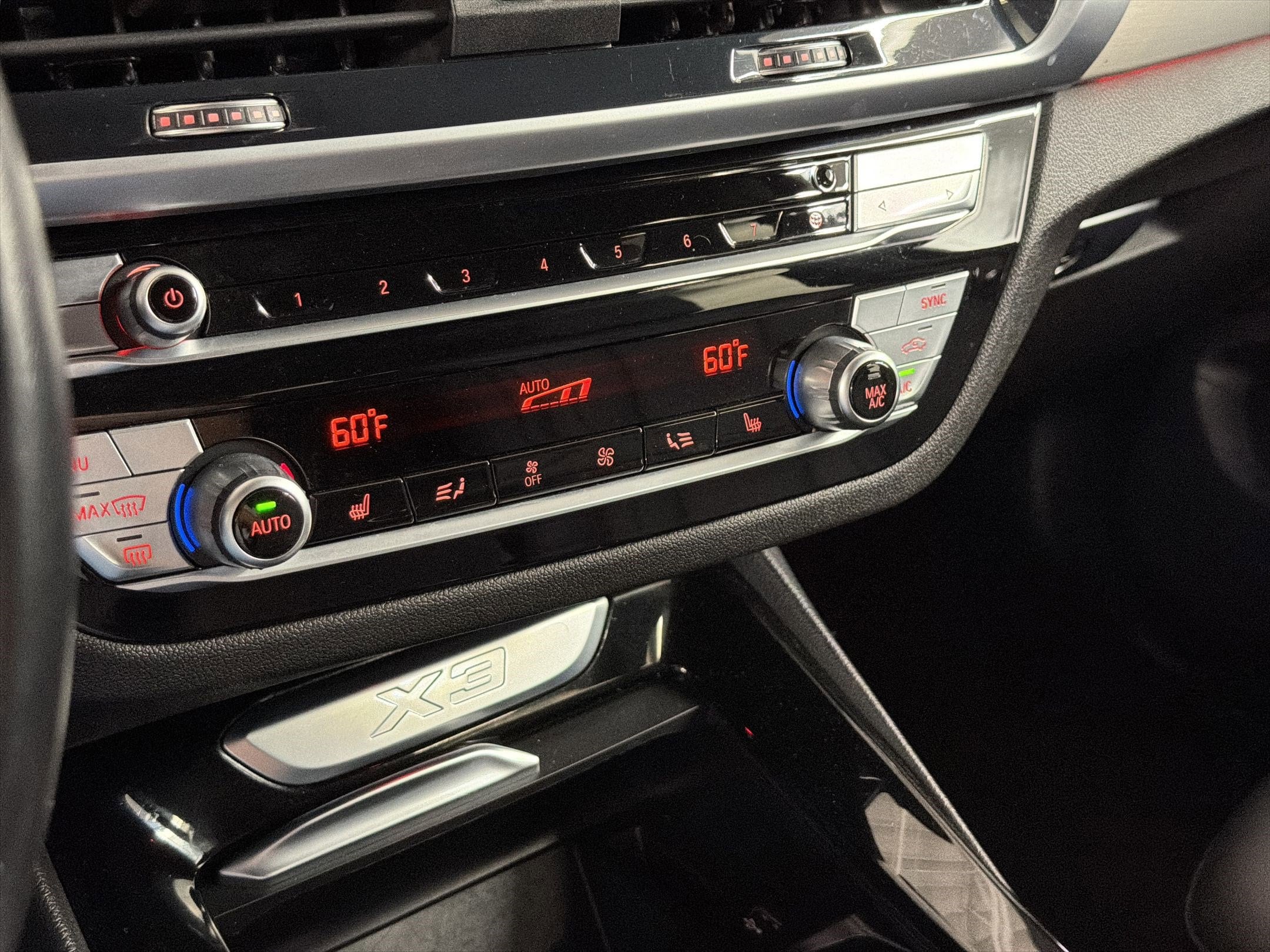 2021 BMW X3 30i - Photo 18