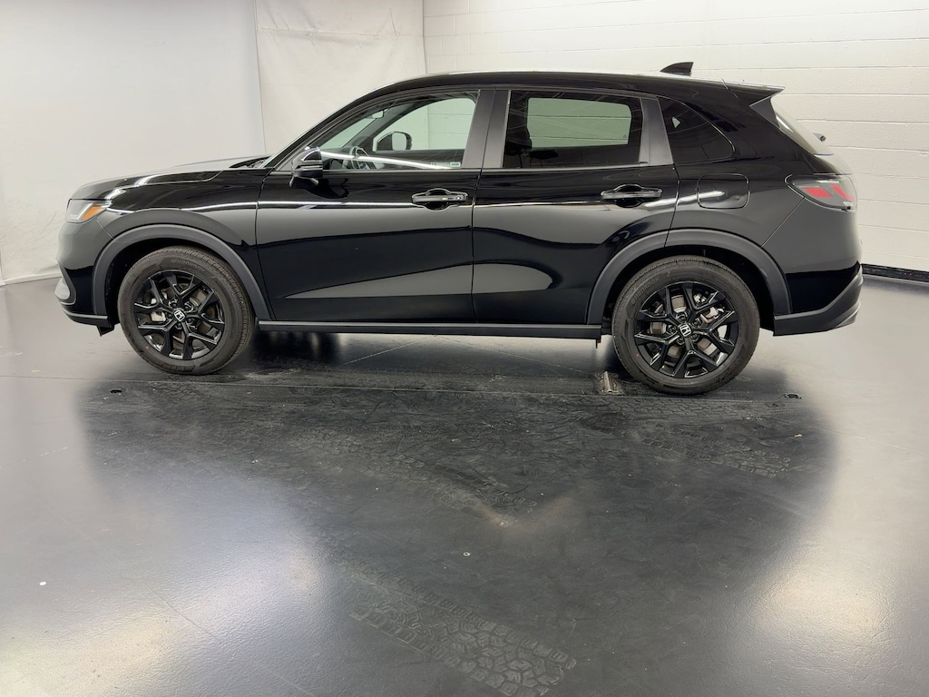 Used 2025 Honda HR-V Sport SUV