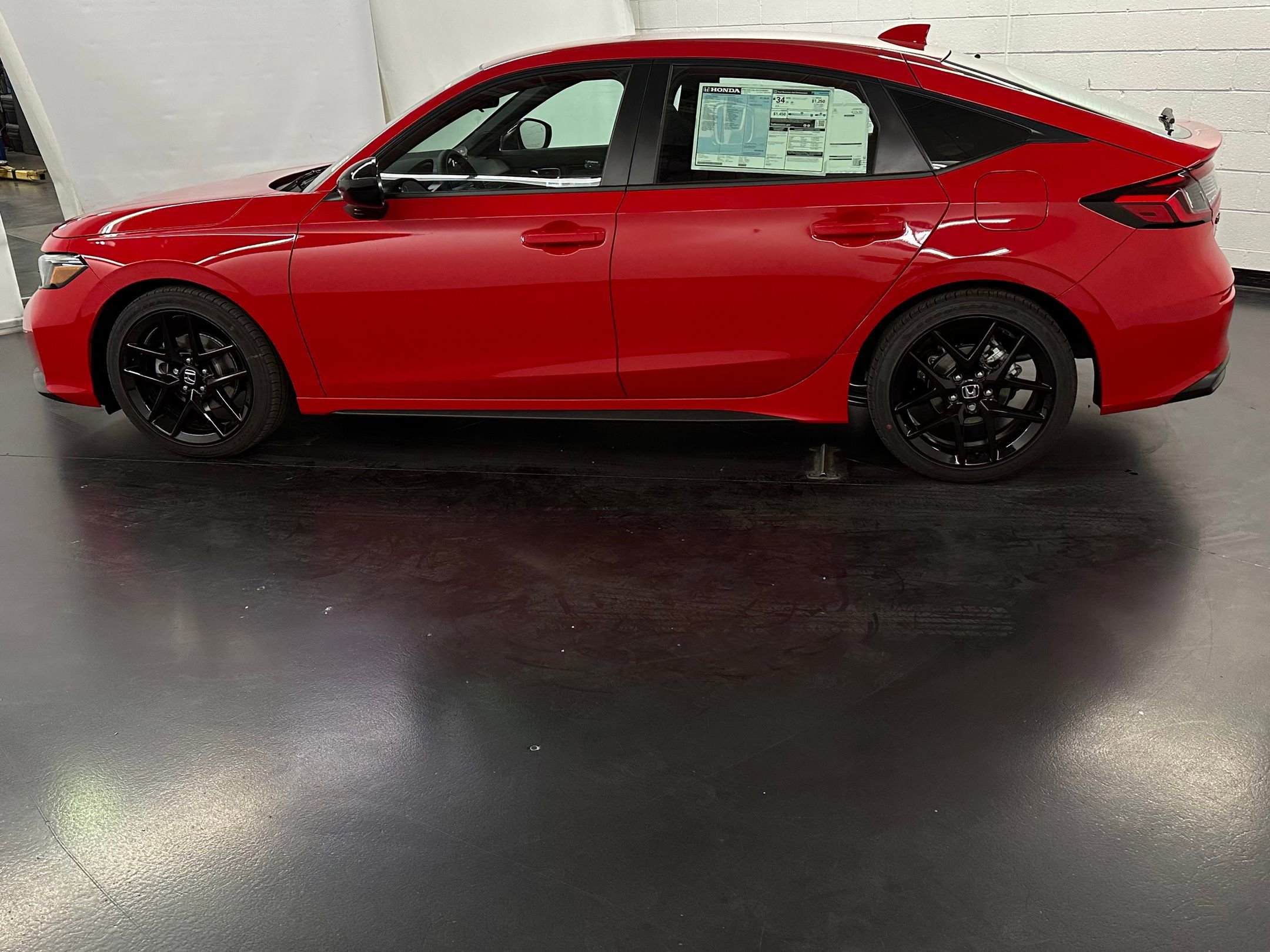 2026 Honda Civic Sport Hatchback photo 2