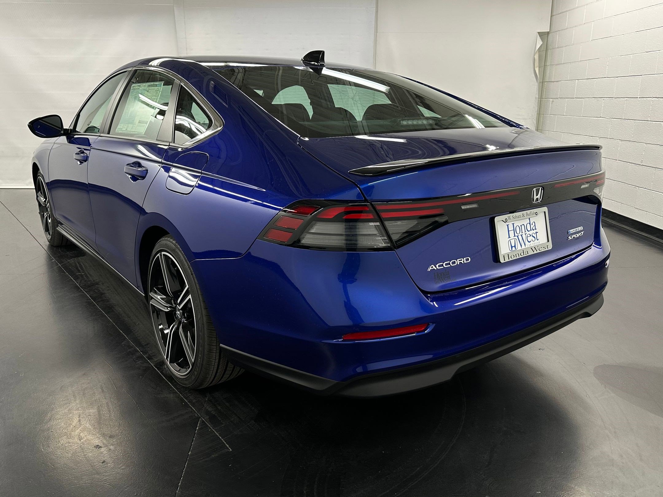 2025 Honda Accord Hybrid Sport photo 3