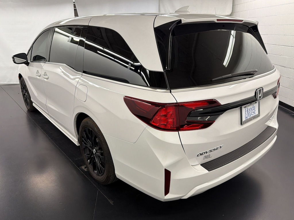Certified 2025 Honda Odyssey Sport-L Van