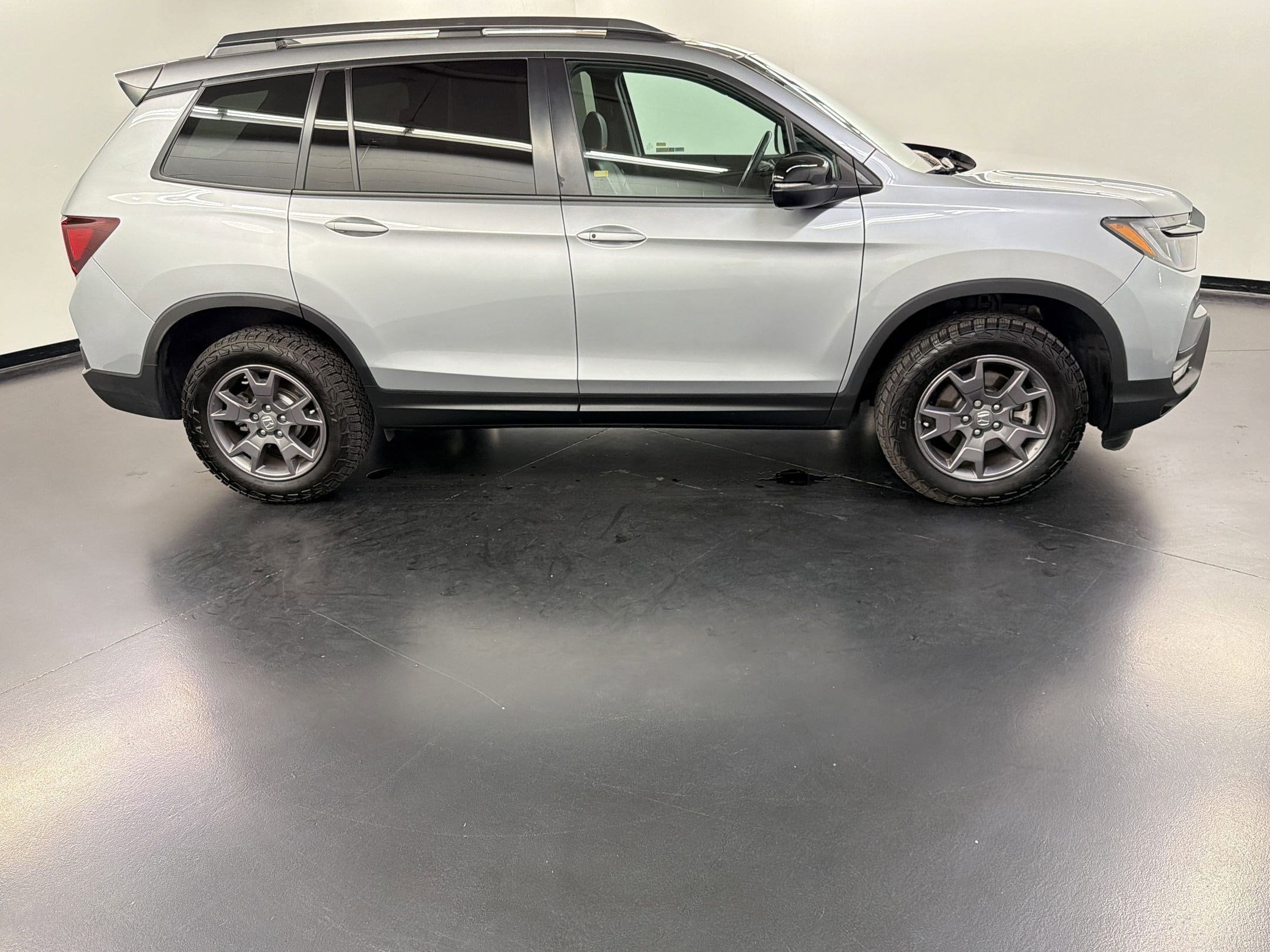 2024 Honda Passport TrailSport photo 3