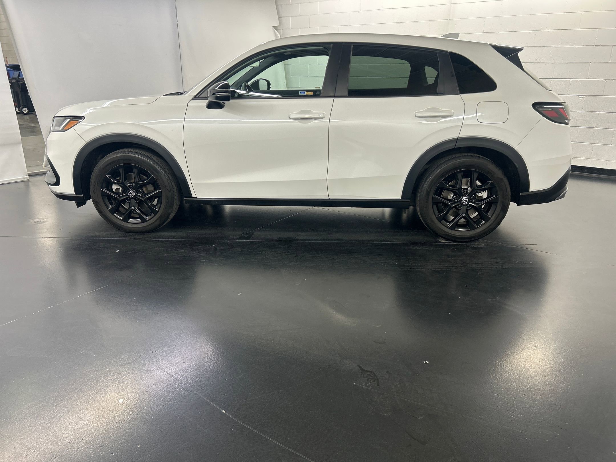 2023 Honda HR-V Sport photo 2