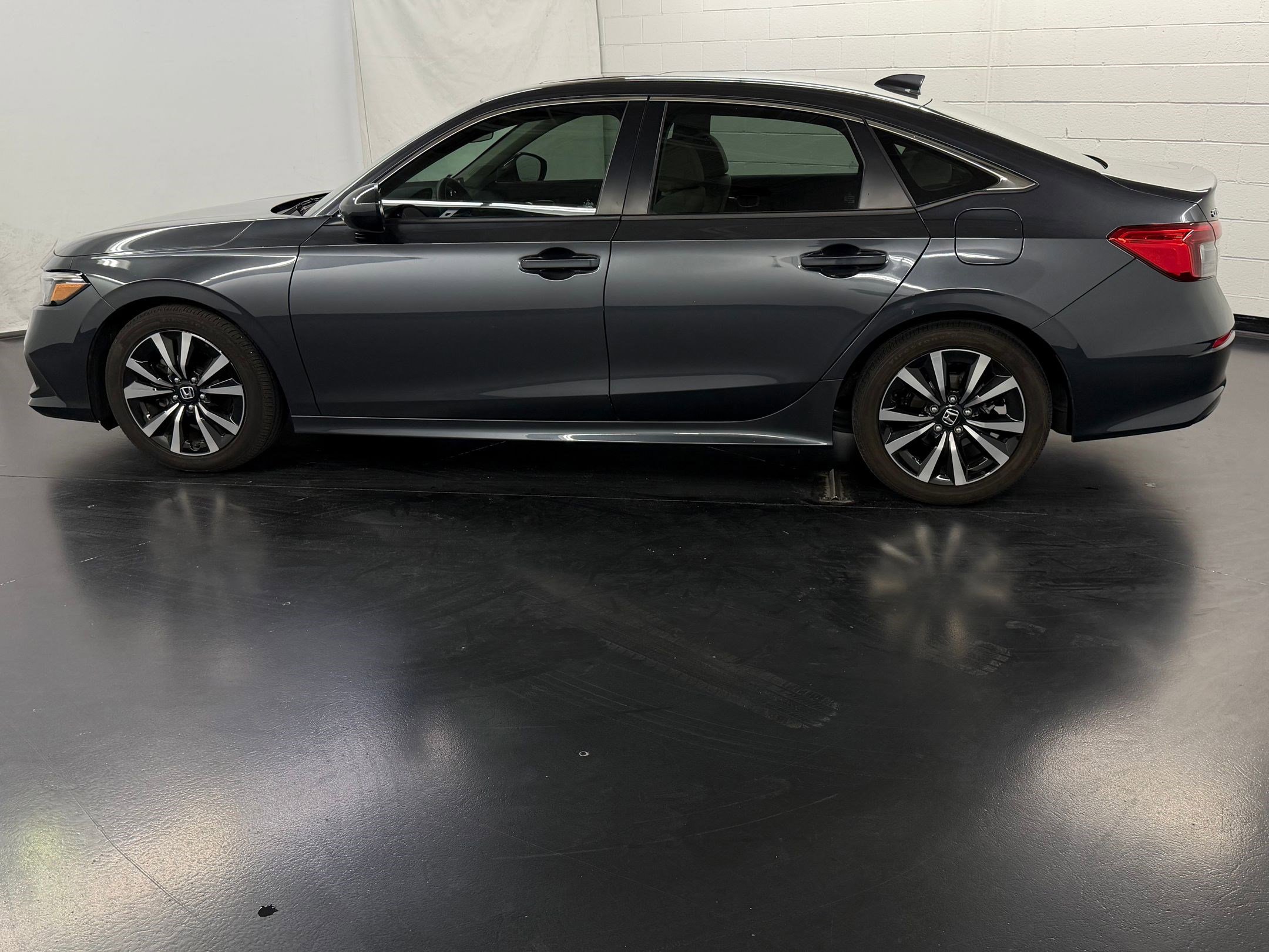 2024 Honda Civic EX photo 2