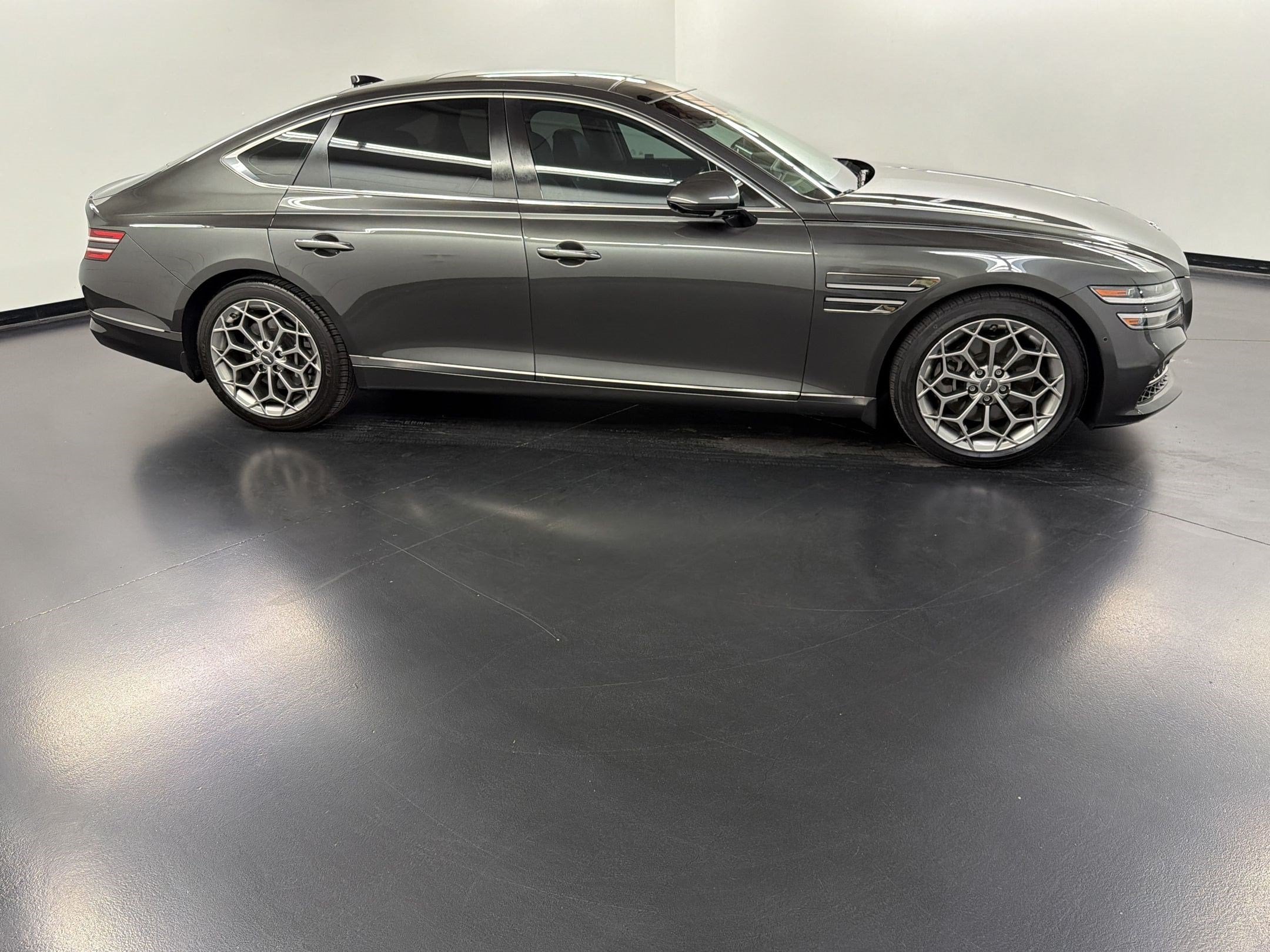 2022 Genesis G80 2.5T Sedan