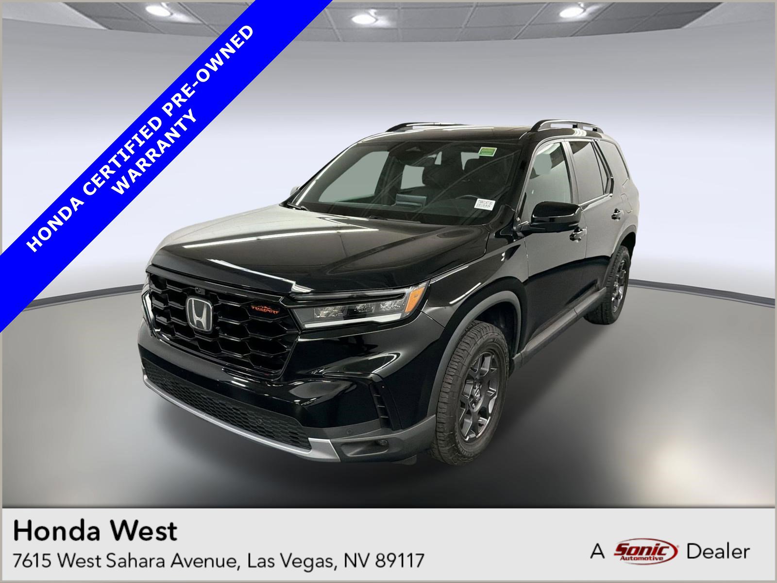 2025 Honda Pilot TrailSport AWD's photo