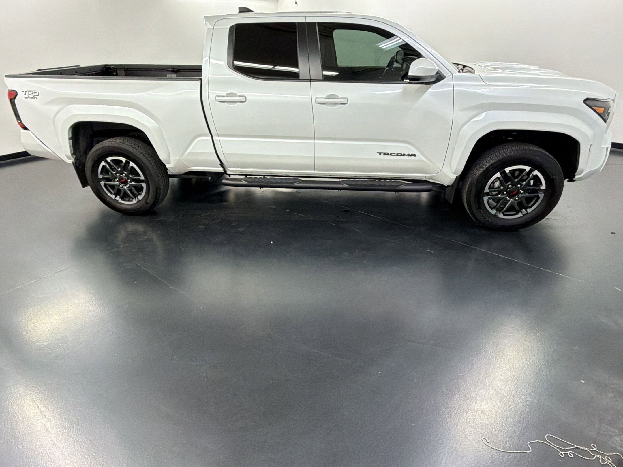 2024 Toyota Tacoma TRD Sport photo 3