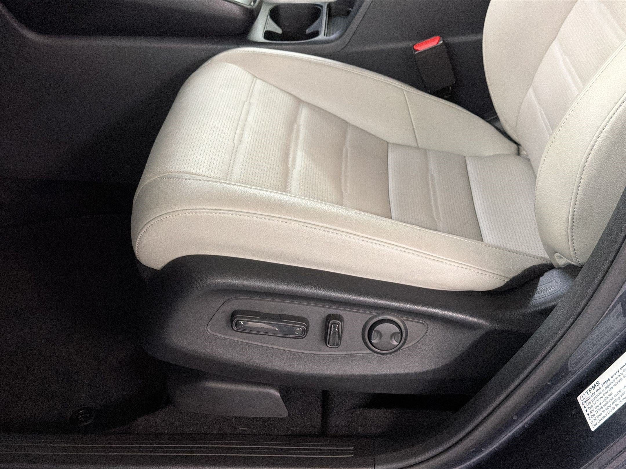 2025 Honda CR-V EX-L - Photo 14