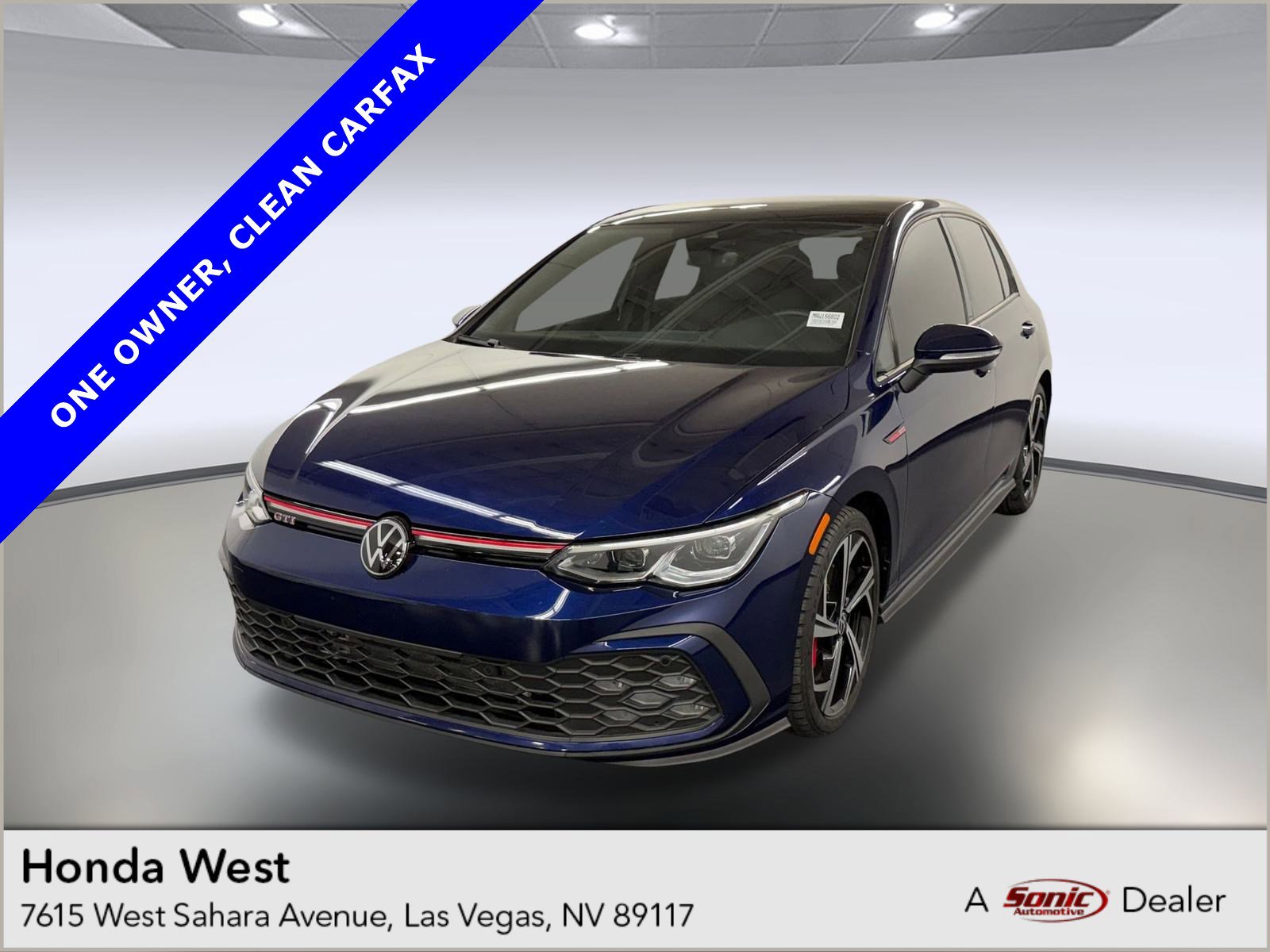 2024 Volkswagen Golf GTI SE's photo