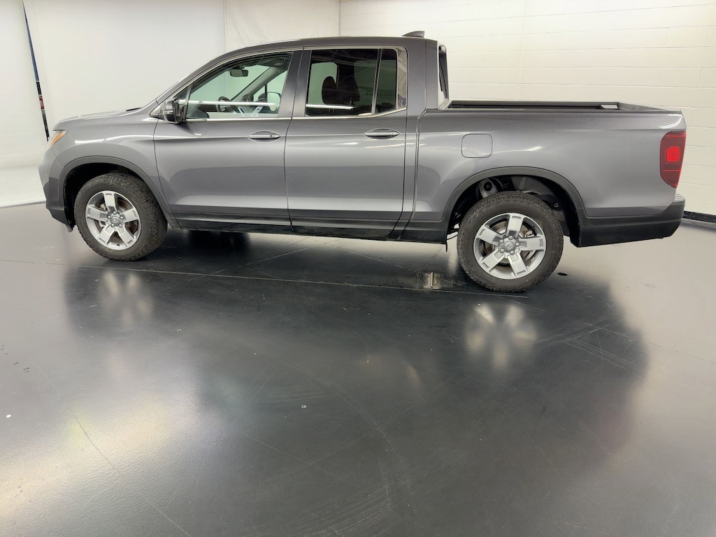 Used 2025 Honda Ridgeline RTL Truck Crew Cab