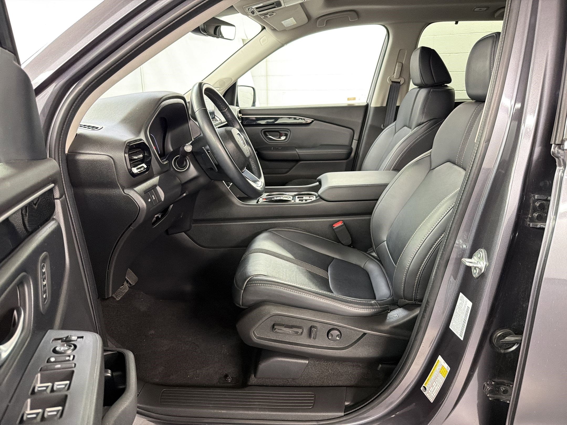 2023 Honda Pilot Touring photo 4