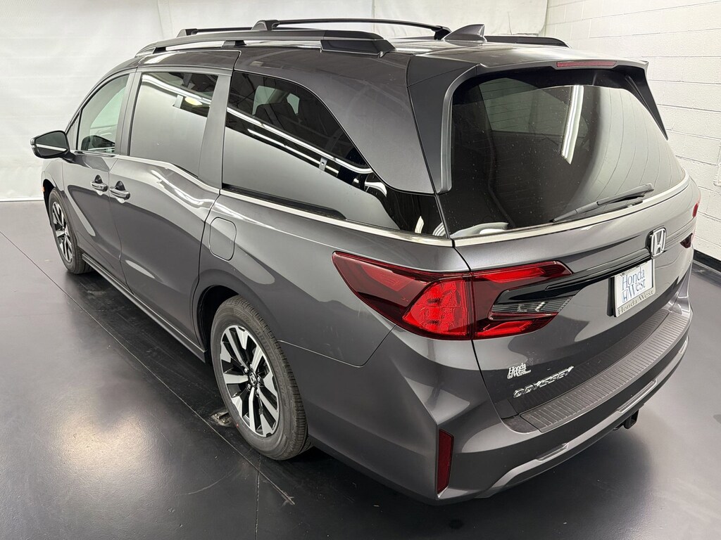New 2026 Honda Odyssey EX-L Van Passenger