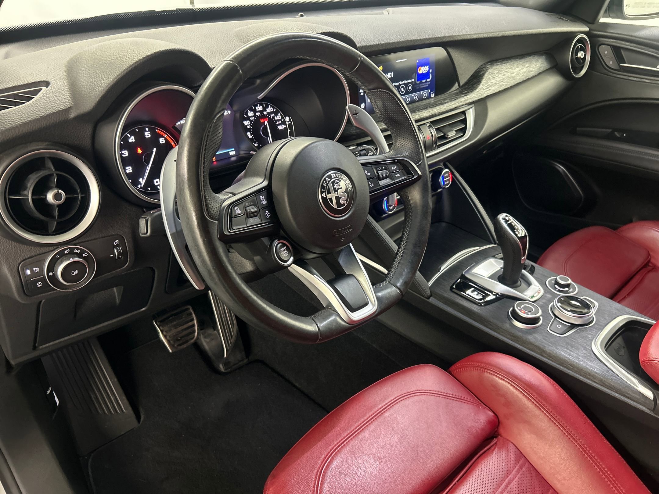 2022 Alfa Romeo Stelvio Sprint photo 4