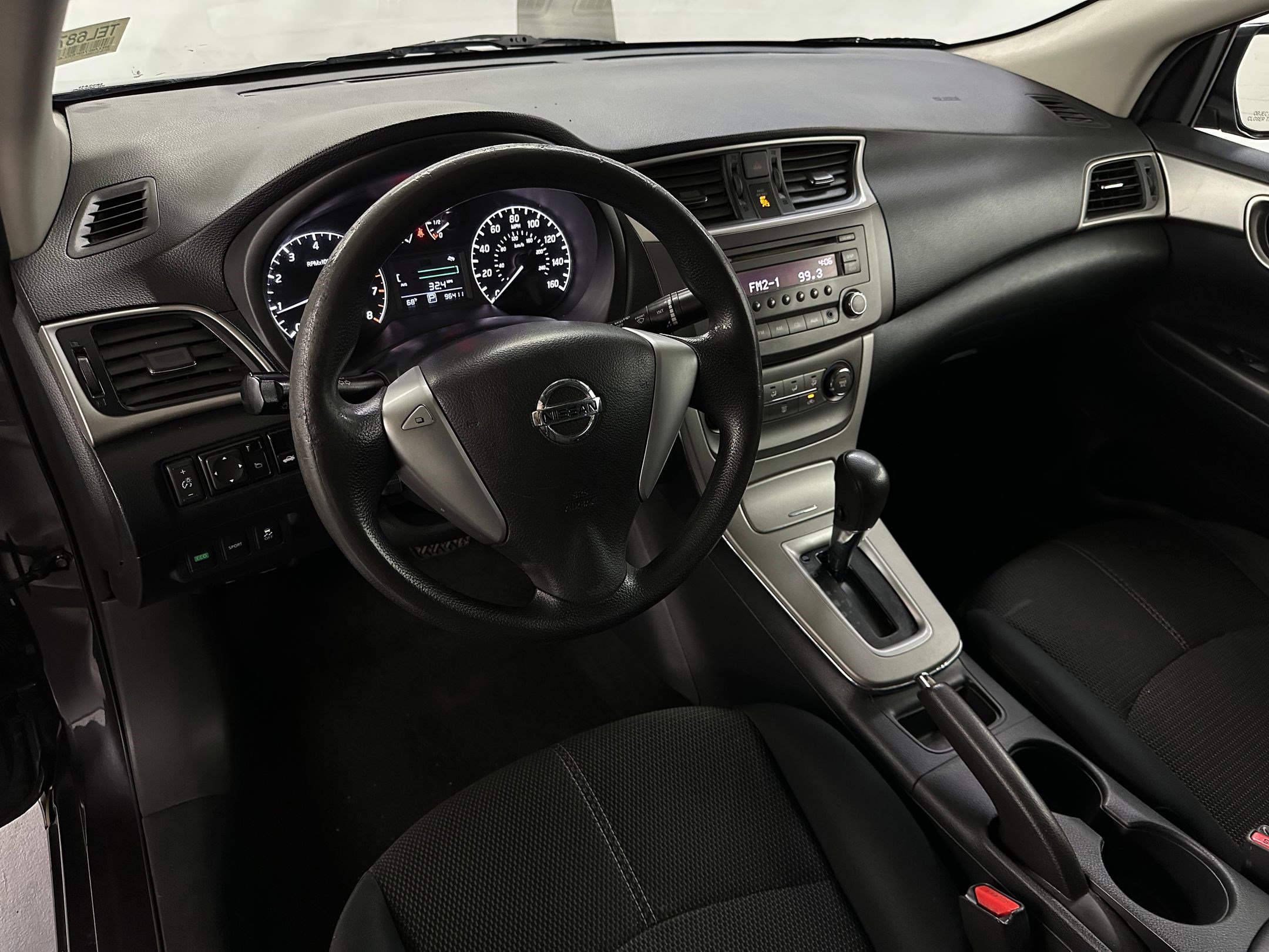 2014 Nissan Sentra S photo 4