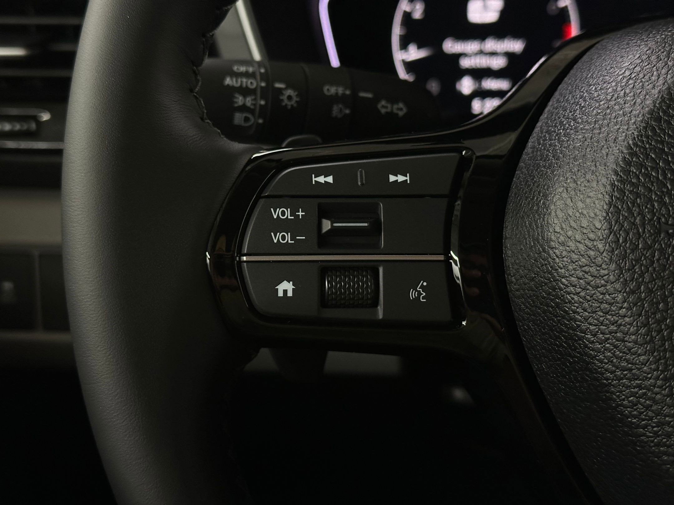 2025 Honda Pilot EX-L - Photo 15