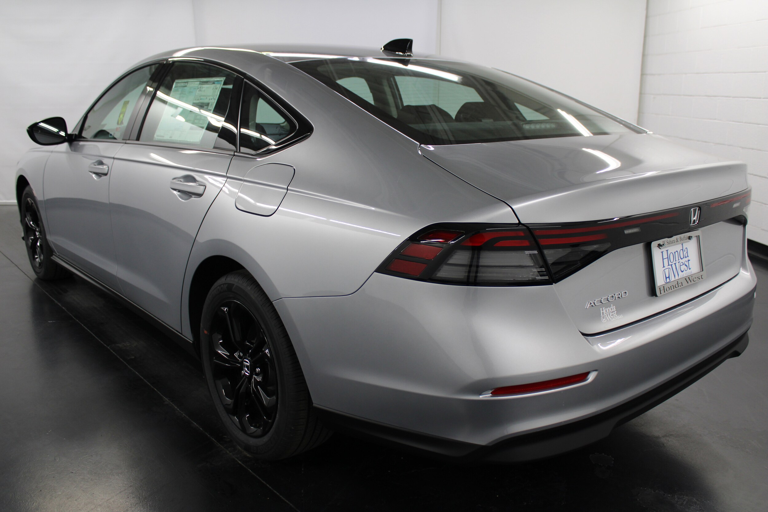 2025 Honda Accord SE photo 4