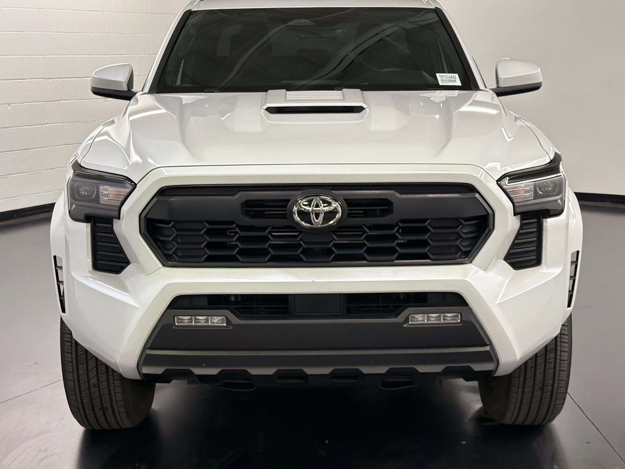 2024 Toyota Tacoma TRD Sport photo 5