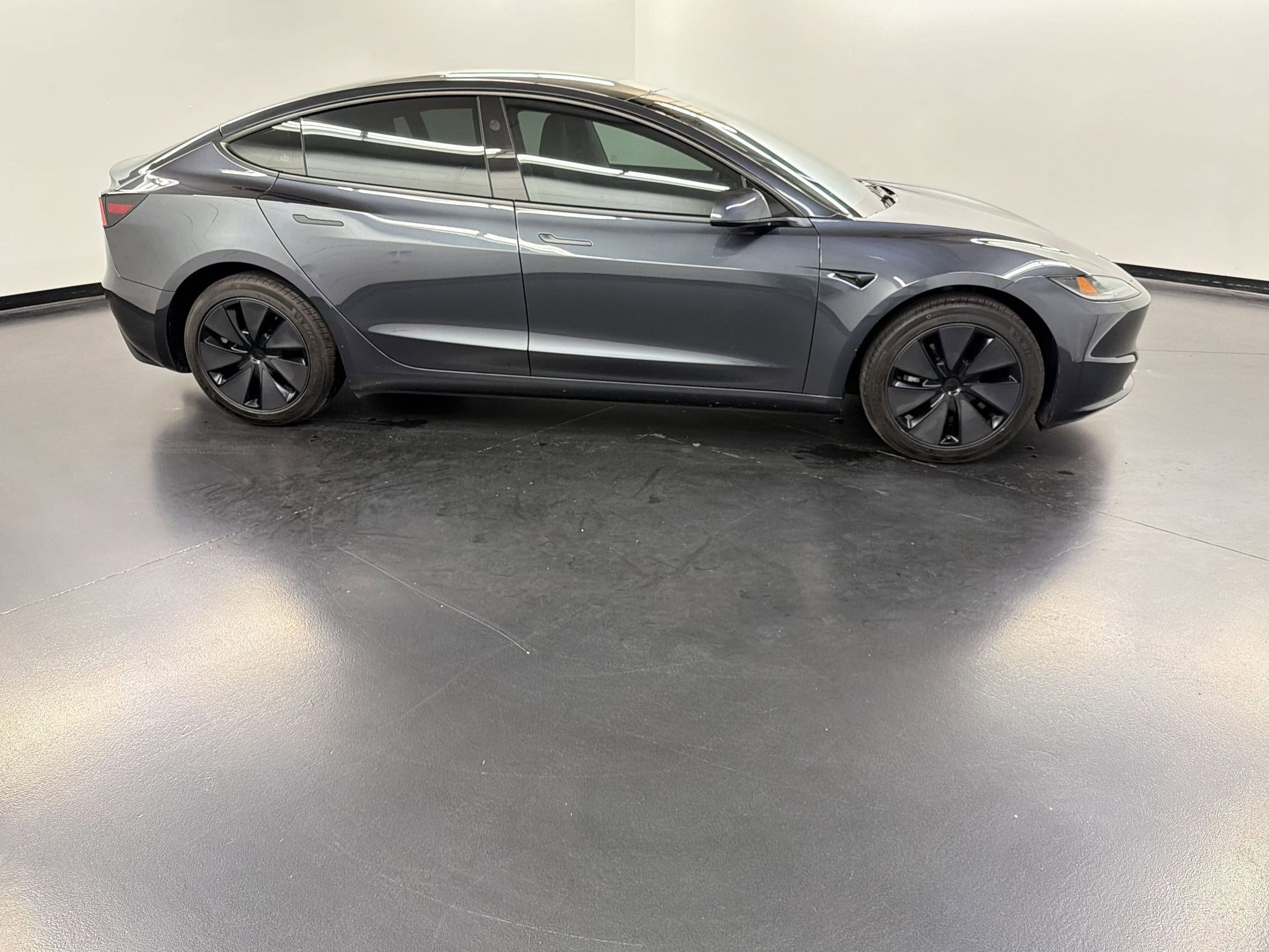 2025 Tesla Model 3 Long Range RWD photo 3