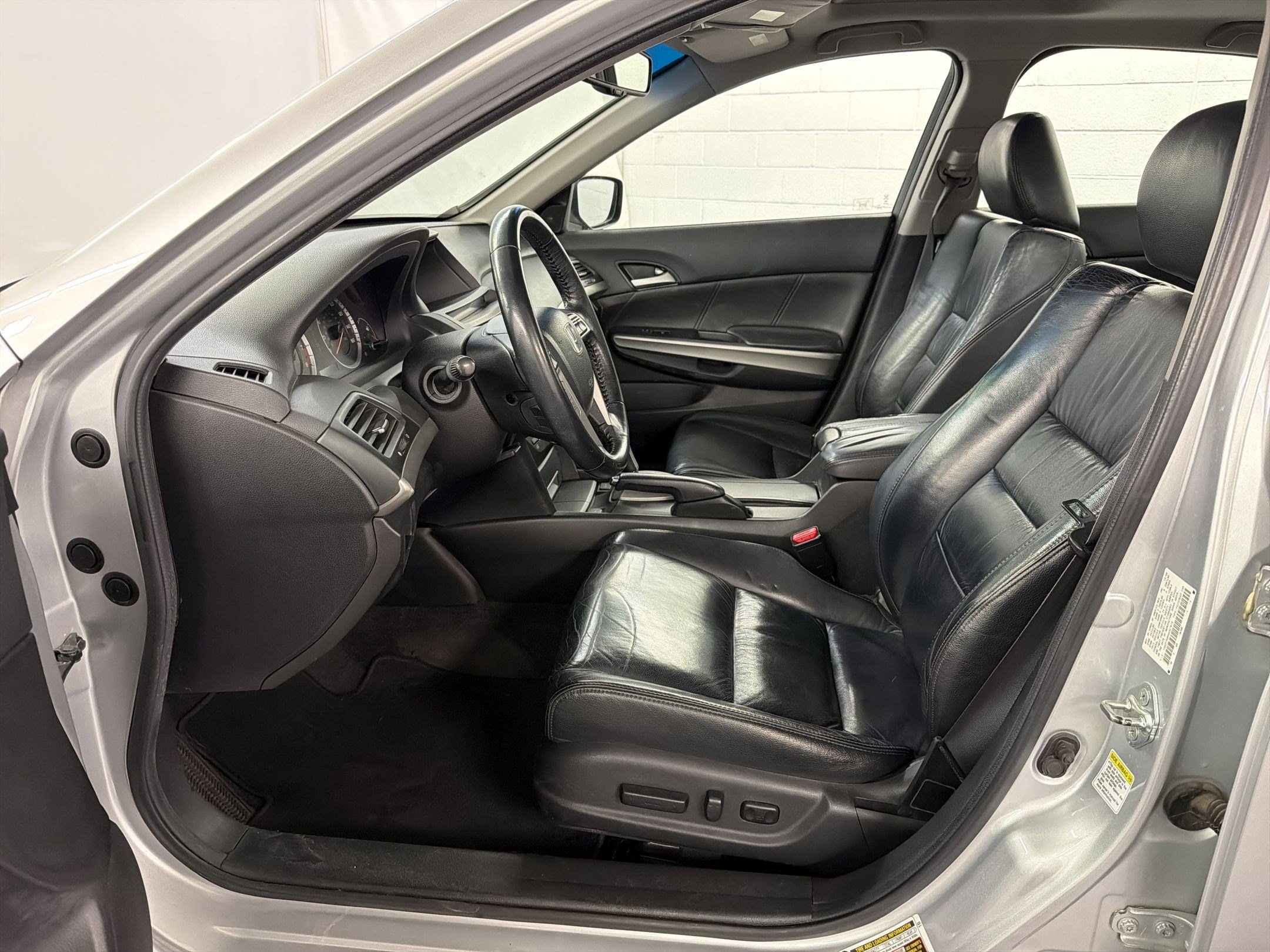 2009 Honda Accord EX-L photo 4