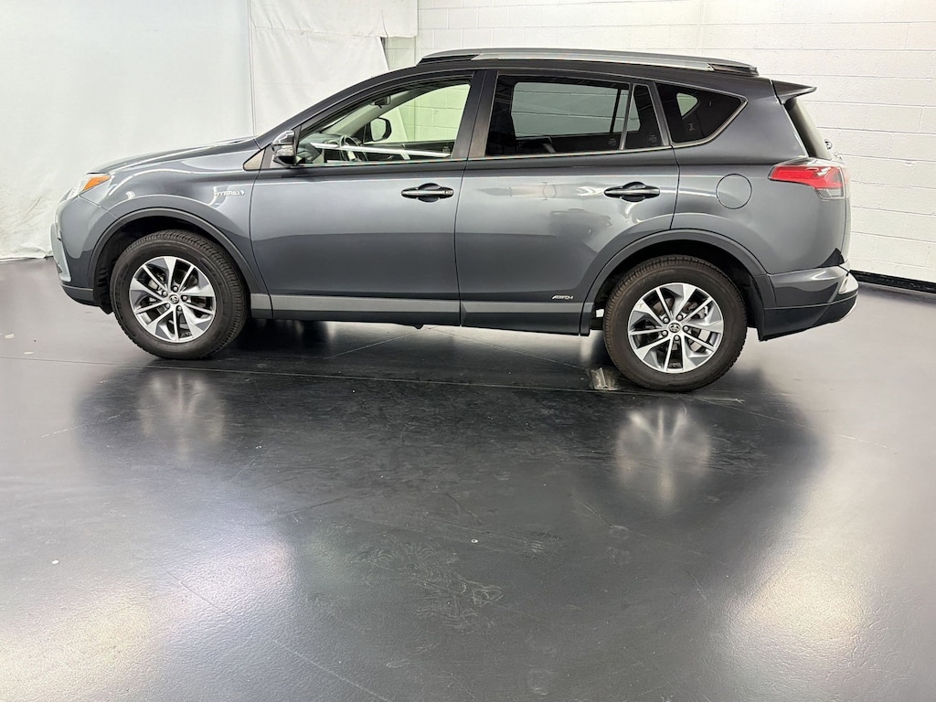 Used 2017 Toyota RAV4 Hybrid XLE SUV