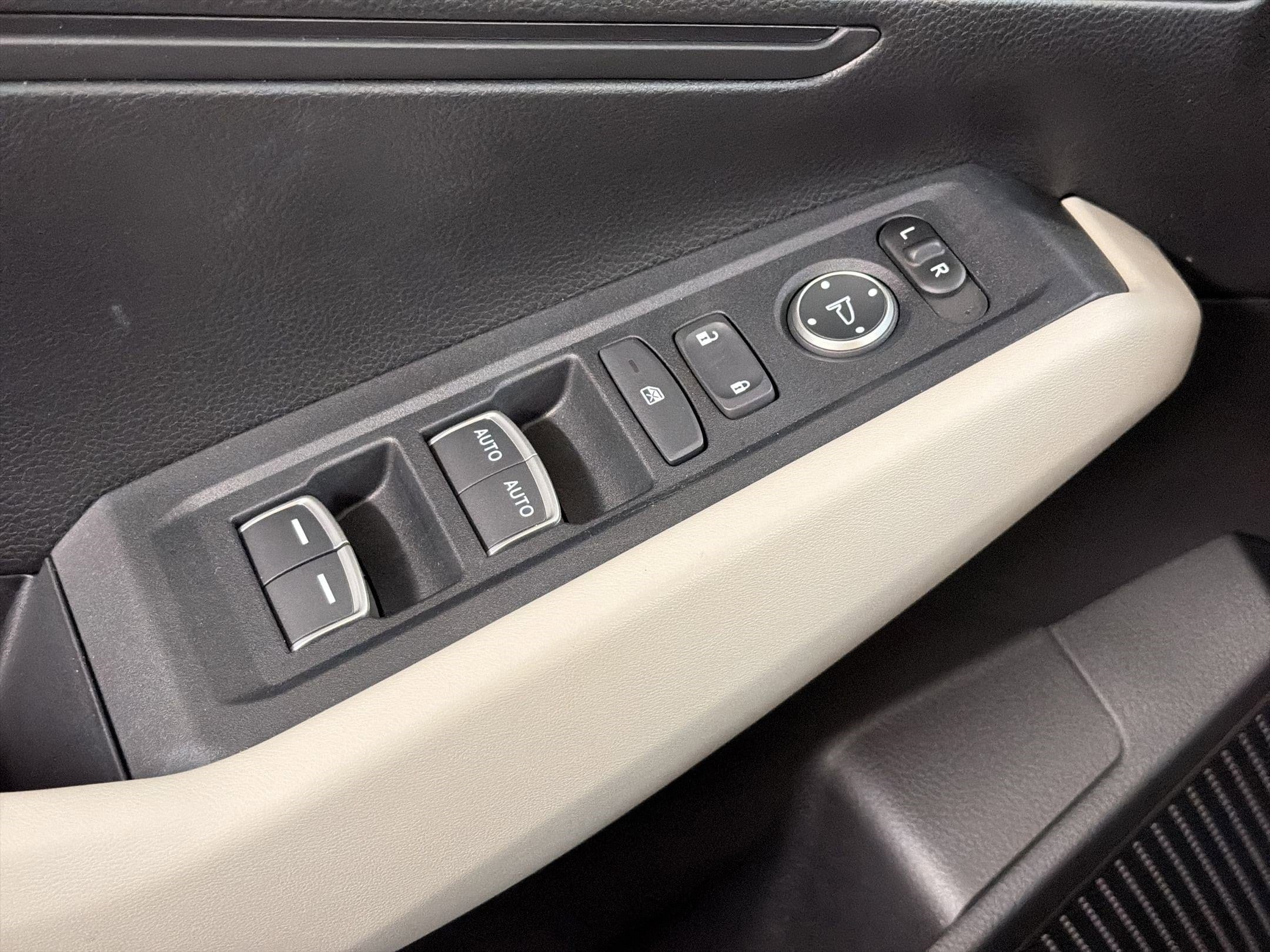2024 Honda Accord LX - Photo 13