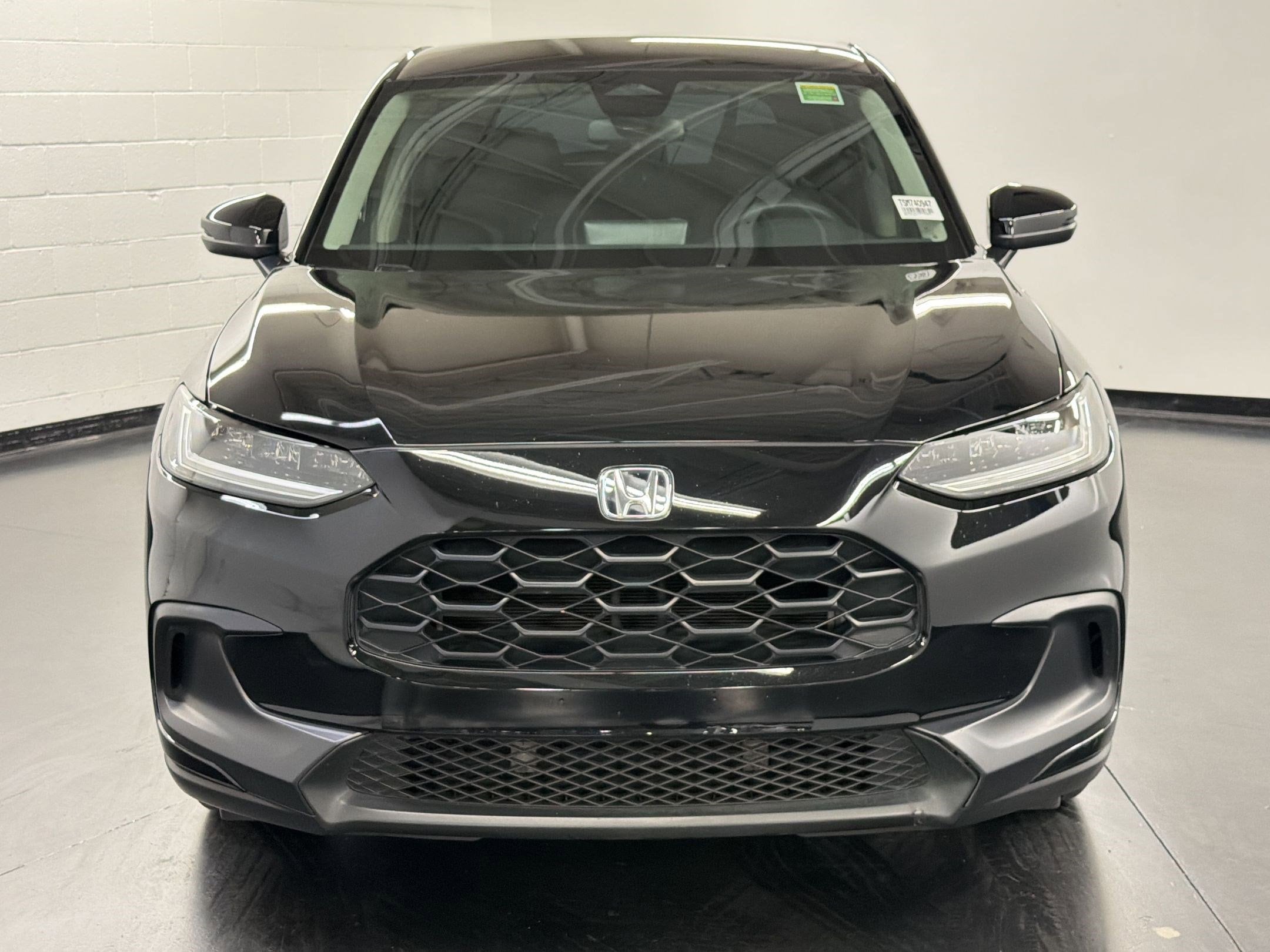 2025 Honda HR-V LX photo 5