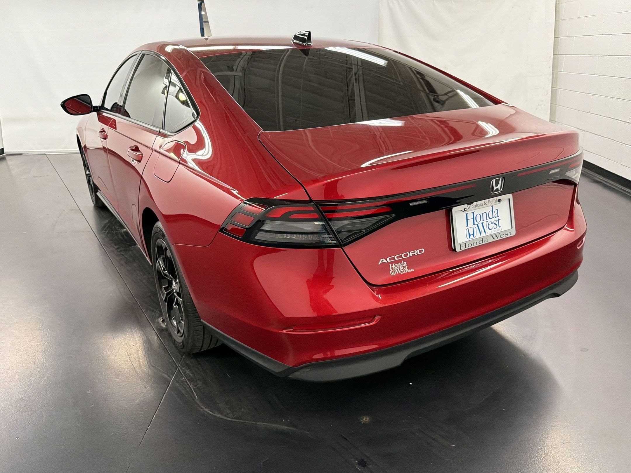 2025 Honda Accord SE photo 2