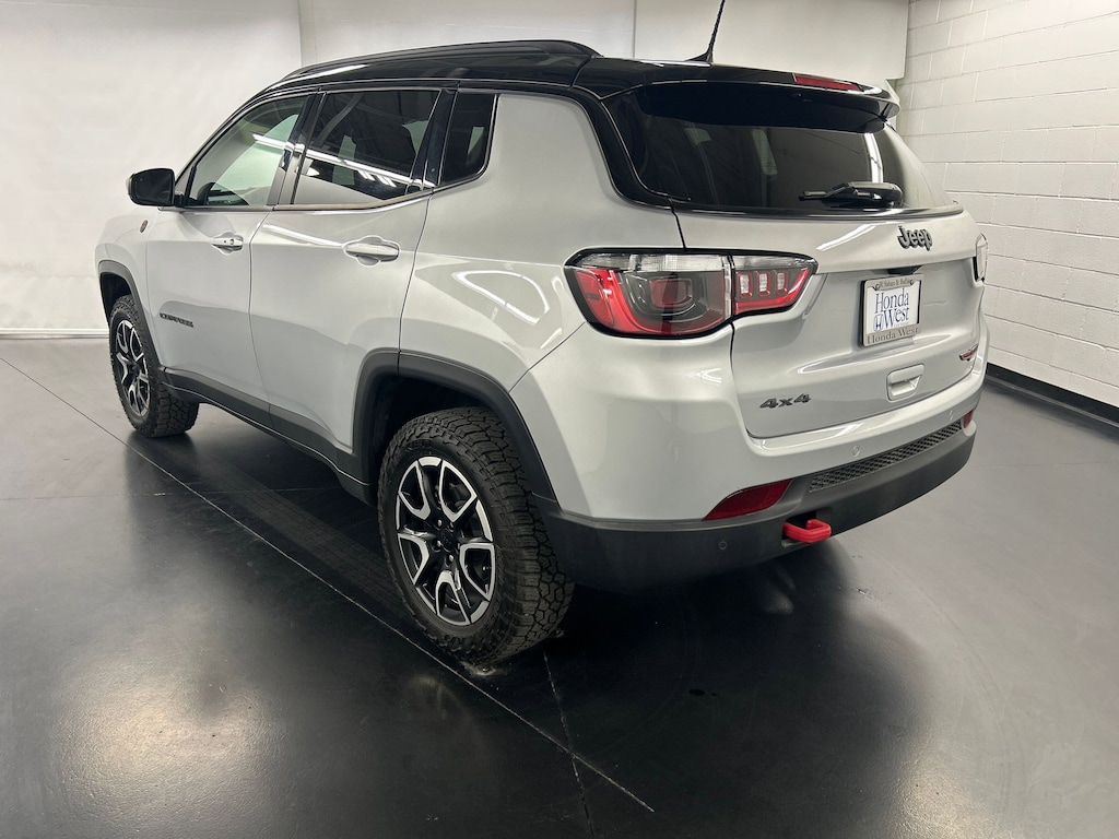 Used 2024 Jeep Compass Trailhawk SUV