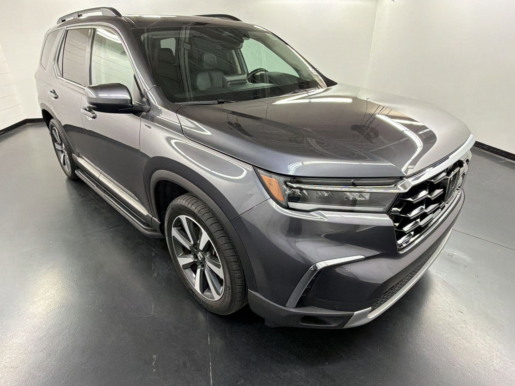 2023 Honda Pilot Touring photo 6