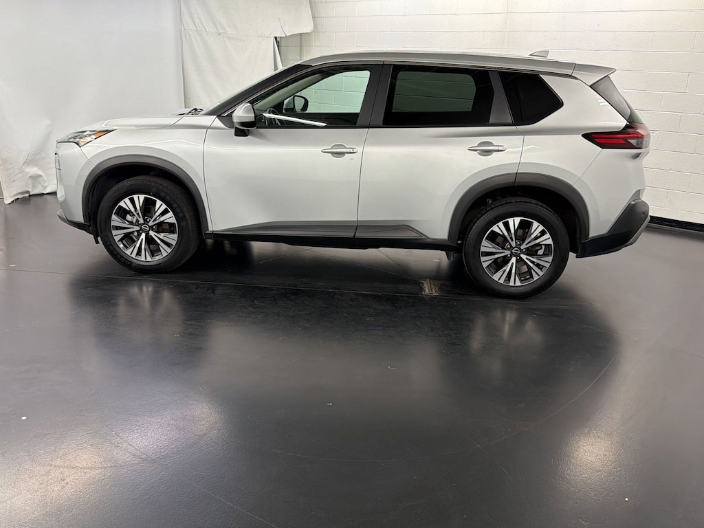 Used 2023 Nissan Rogue SV SUV