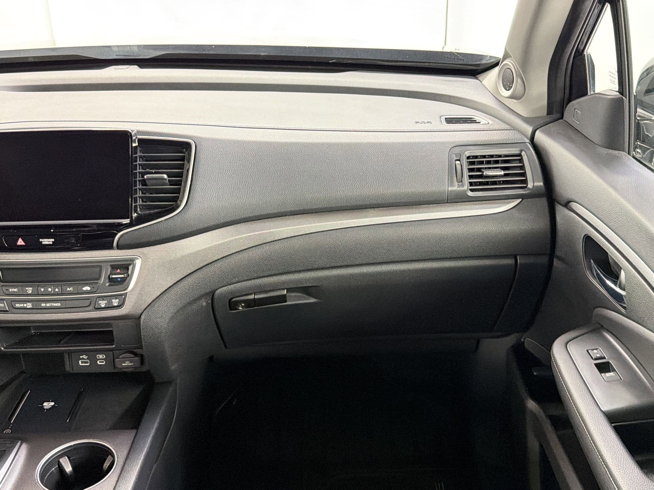2024 Honda Ridgeline Sport - Photo 26