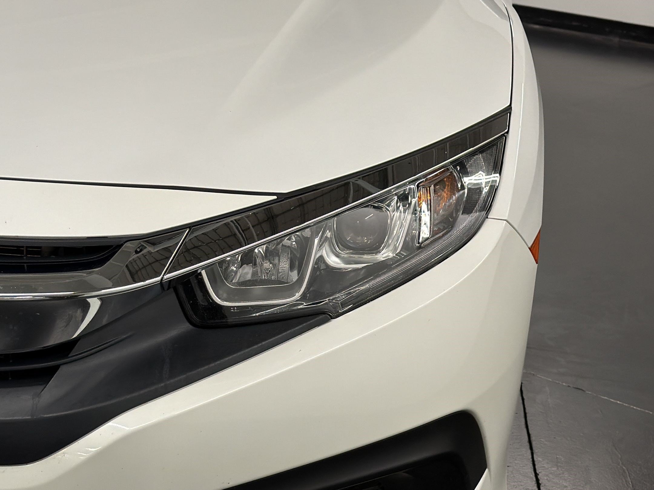 2018 Honda Civic EX - Photo 25