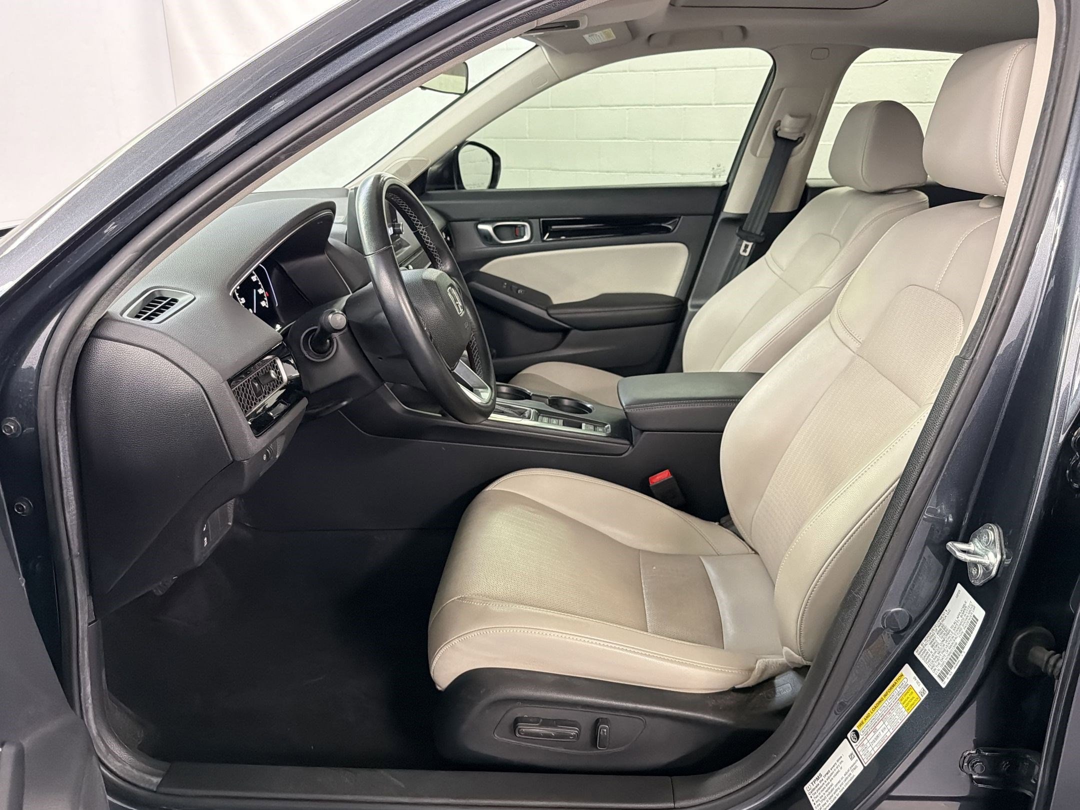 2024 Honda Civic EX-L photo 4