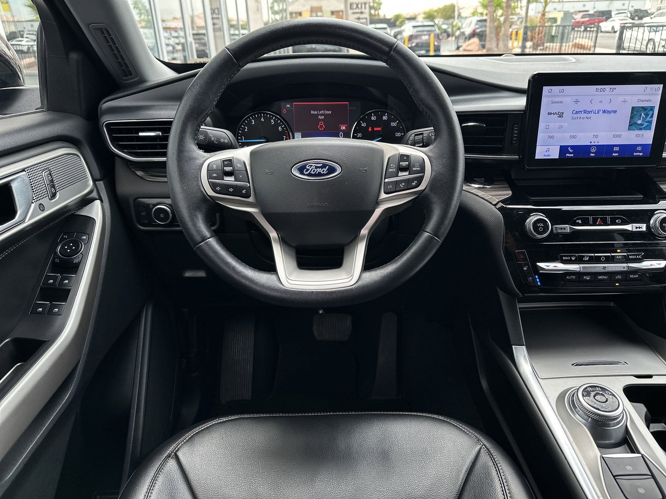 2023 Ford Explorer Limited photo 4