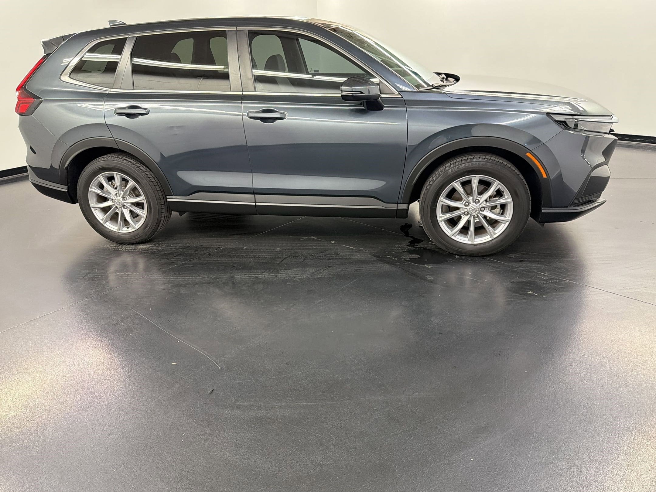 2023 Honda CR-V EX photo 3