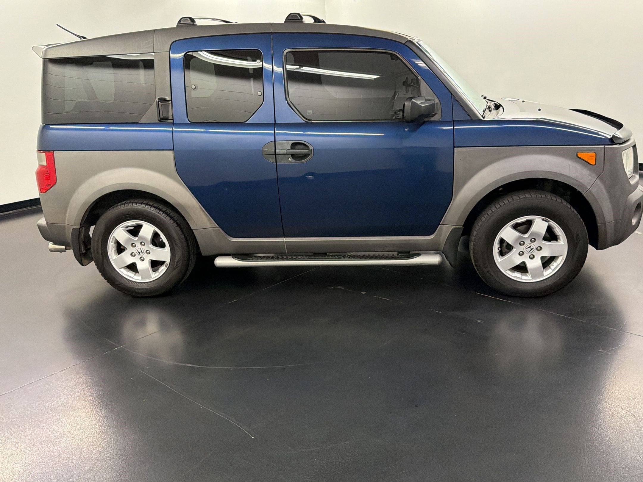 2003 Honda Element EX photo 3