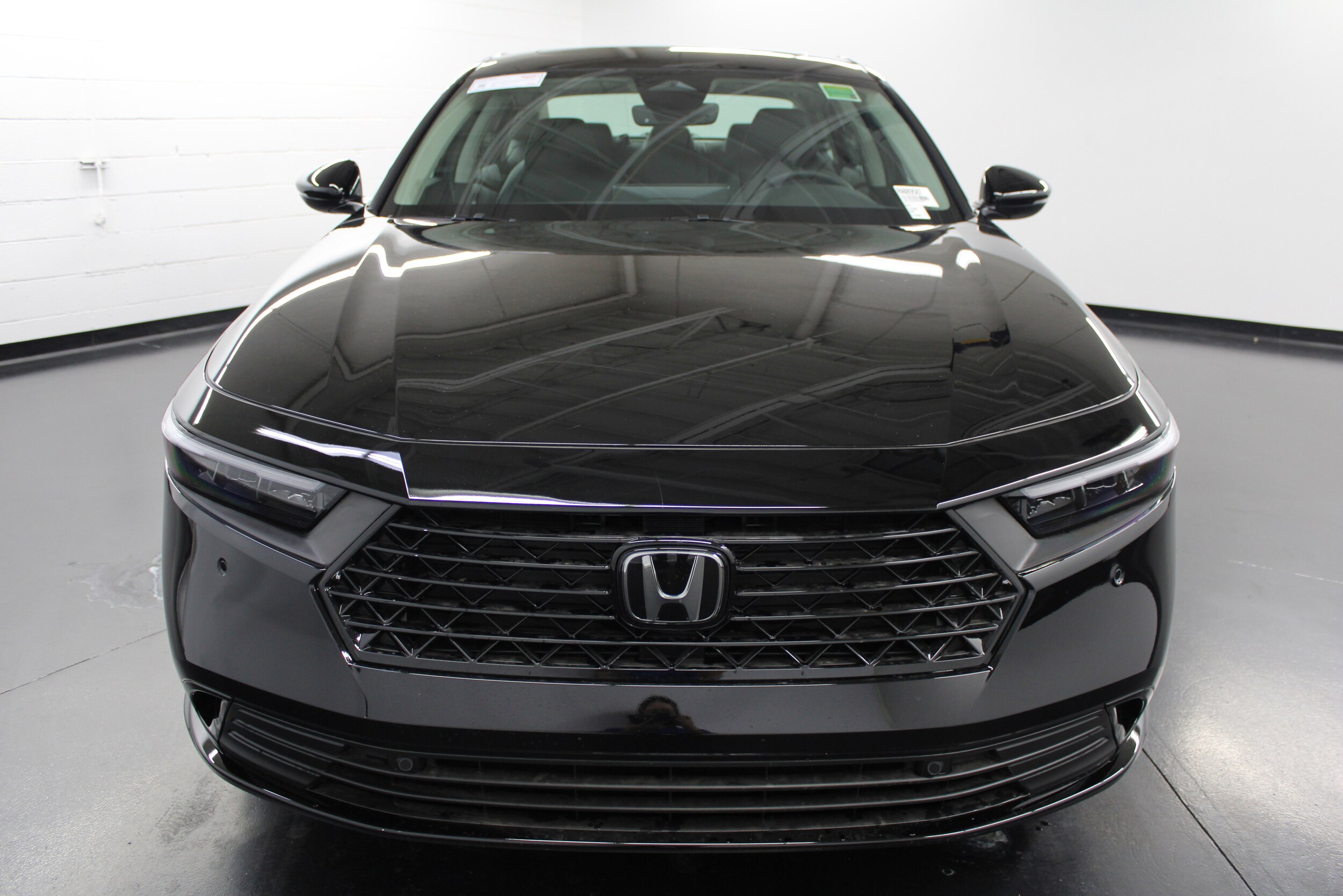 2025 Honda Accord Hybrid EX-L photo 2
