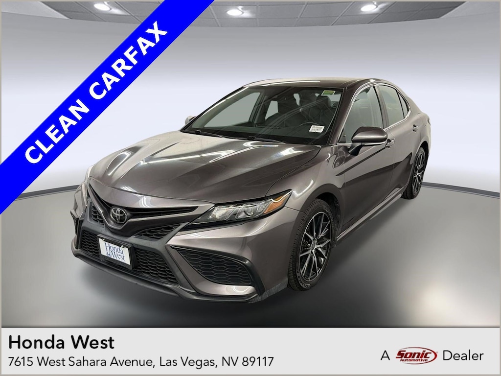 Used 2024 Toyota Camry SE Sedan
