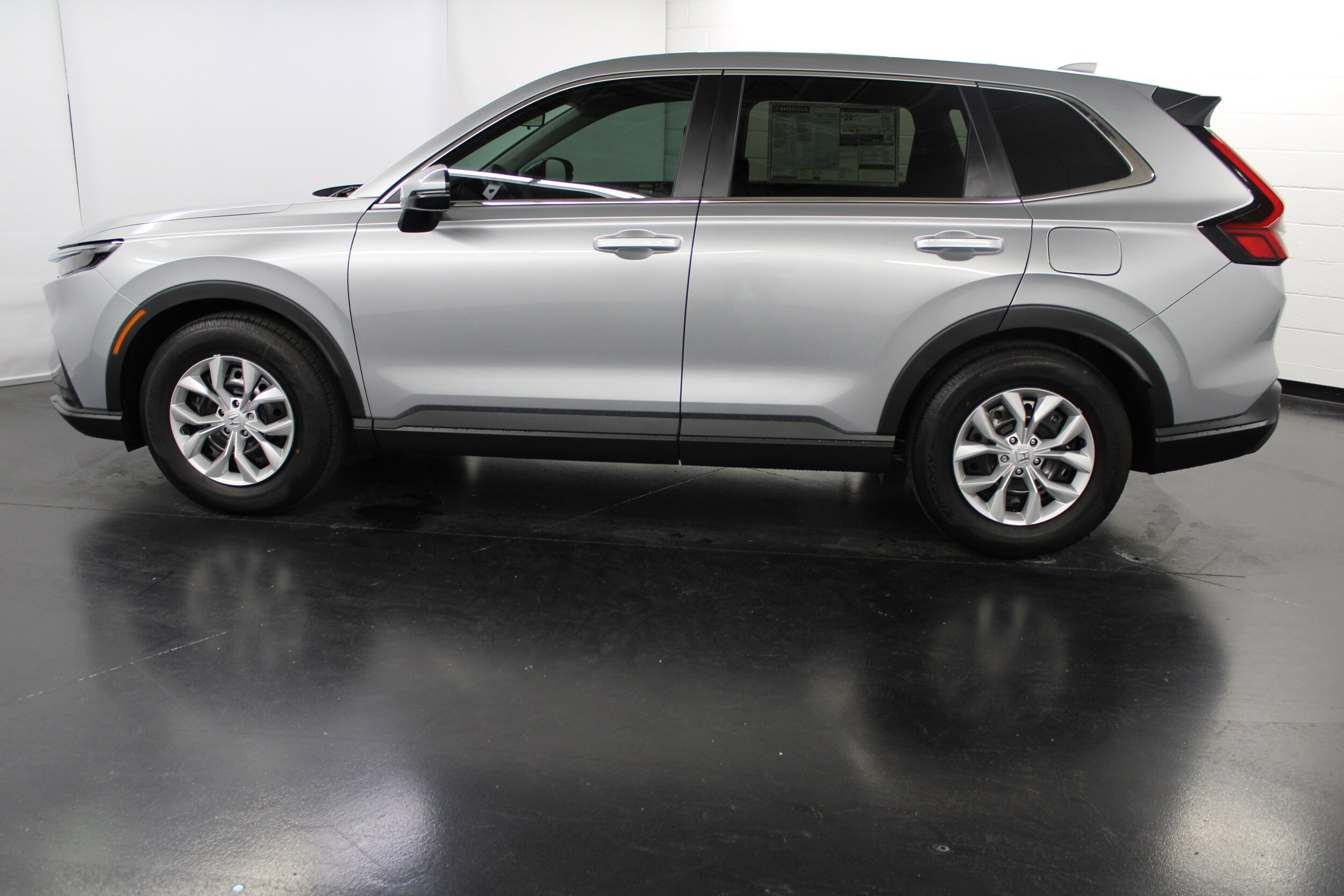 2025 Honda CR-V LX photo 3