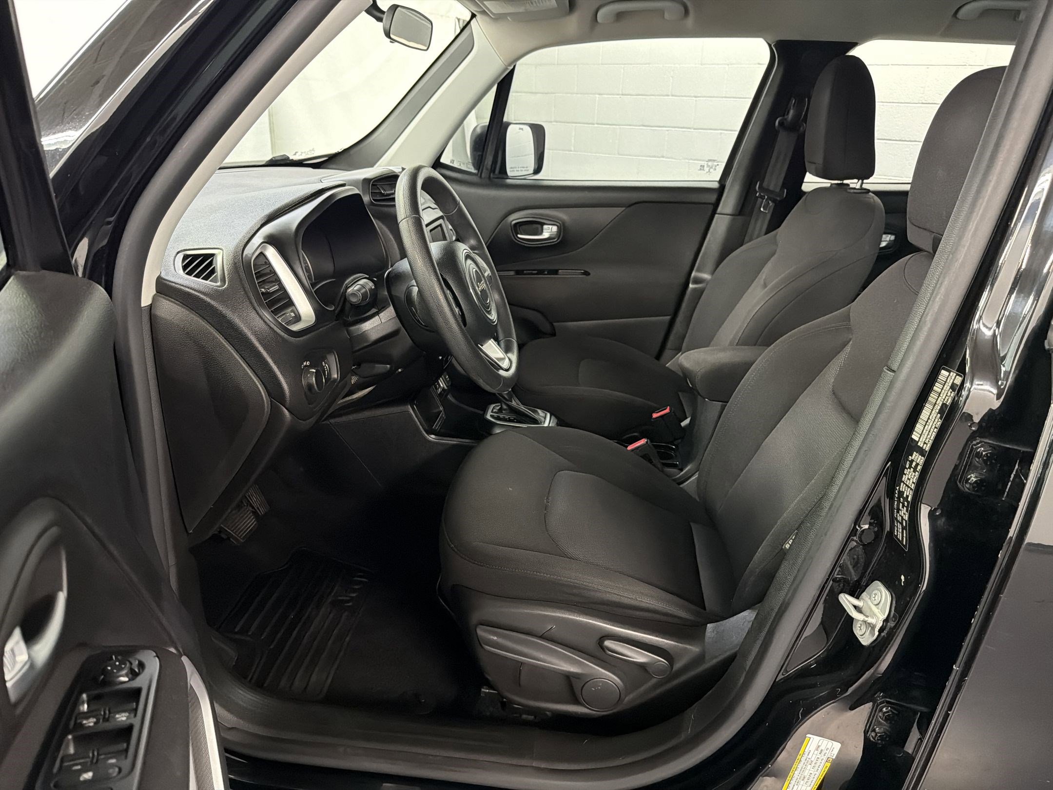 Renegade Sport SUV