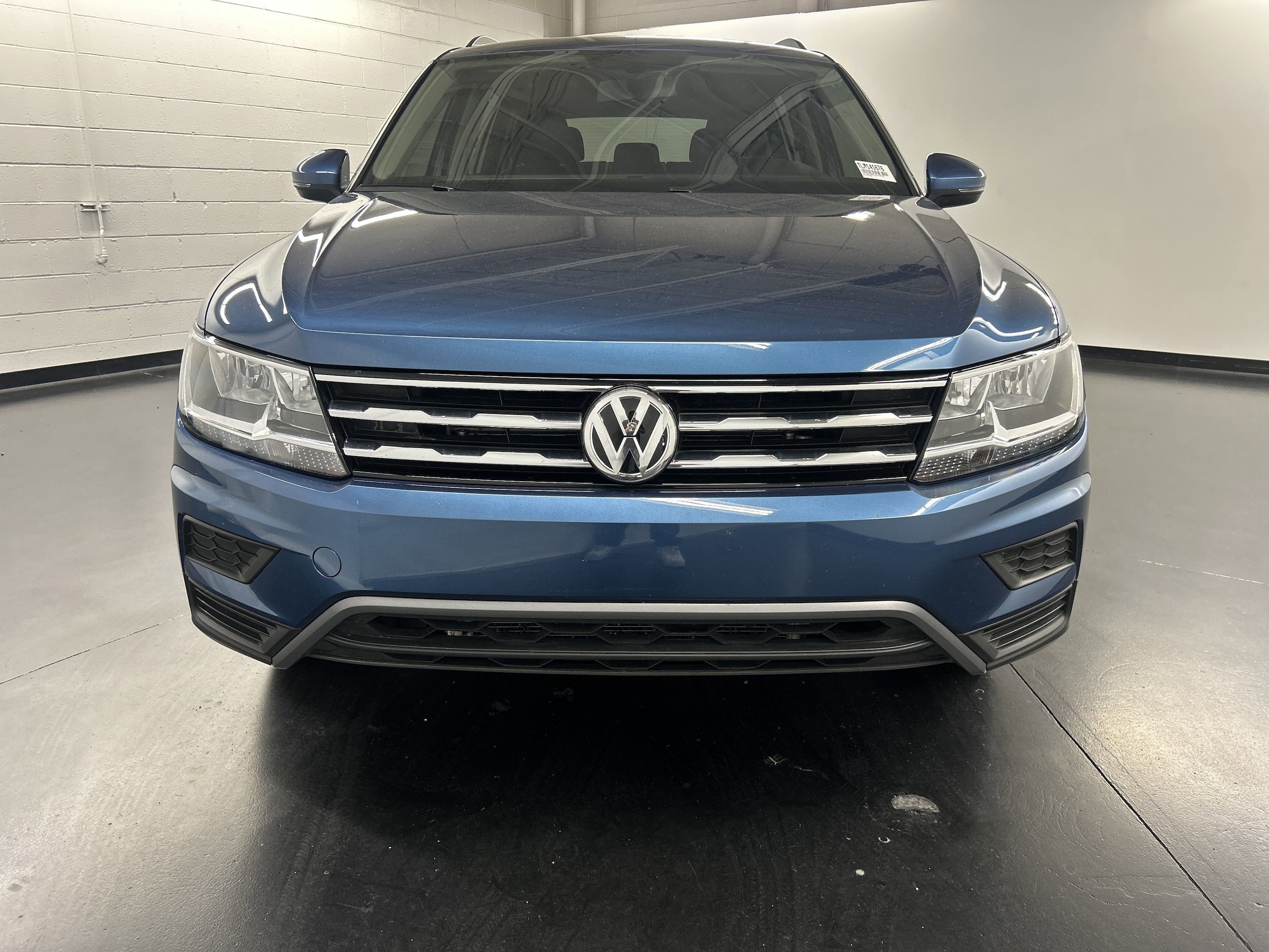 Used 2020 Volkswagen Tiguan SE with VIN 3VV3B7AX5LM141676 for sale in Las Vegas, NV