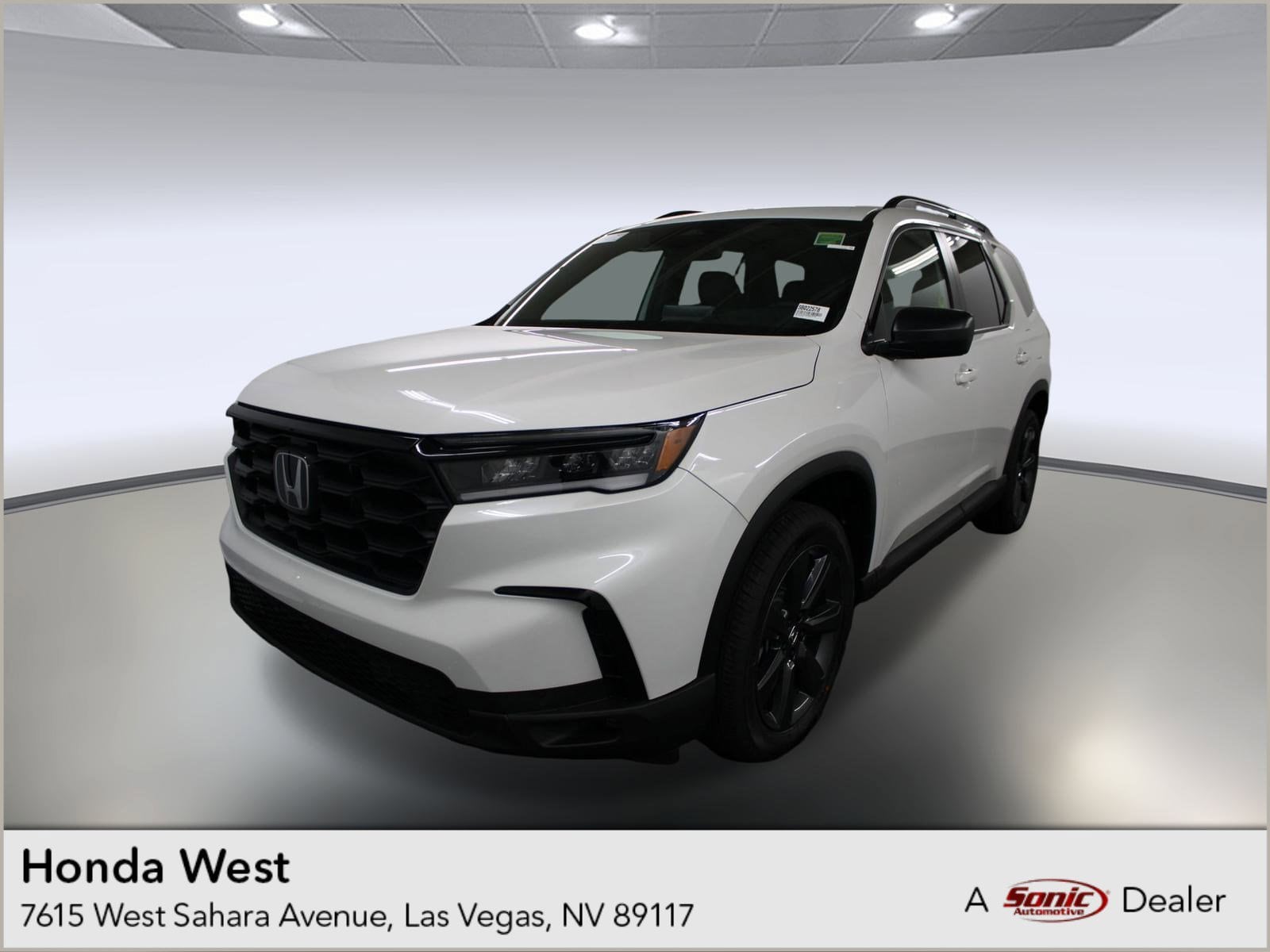 2025 Honda Pilot Sport's photo