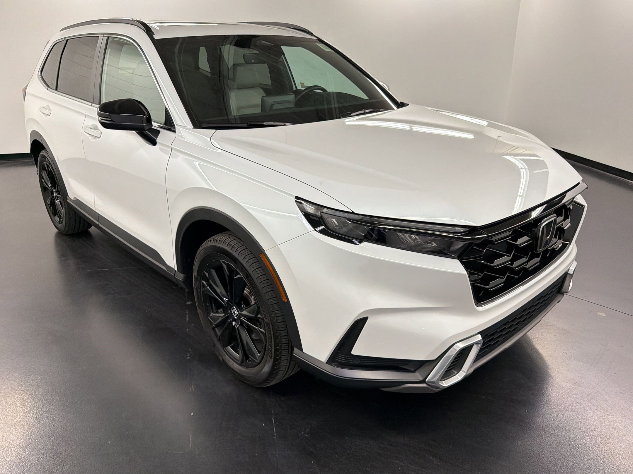 2024 Honda CR-V Hybrid Sport Touring photo 6